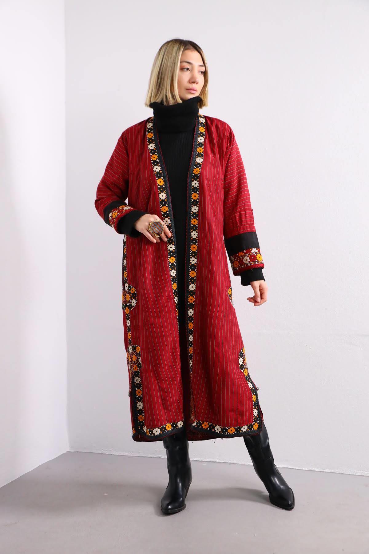  Bordo Çizgili Etnik İşlemeli Bohem Kaftan