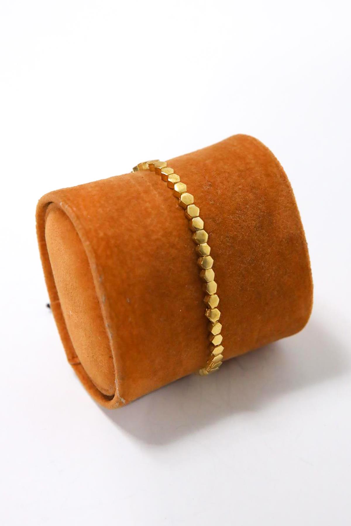 Geometrik Tasarım Yeşil İpli Bronz Bileklik - Şaman Butik Geometrik Tasarım Yeşil İpli Bronz Bileklik