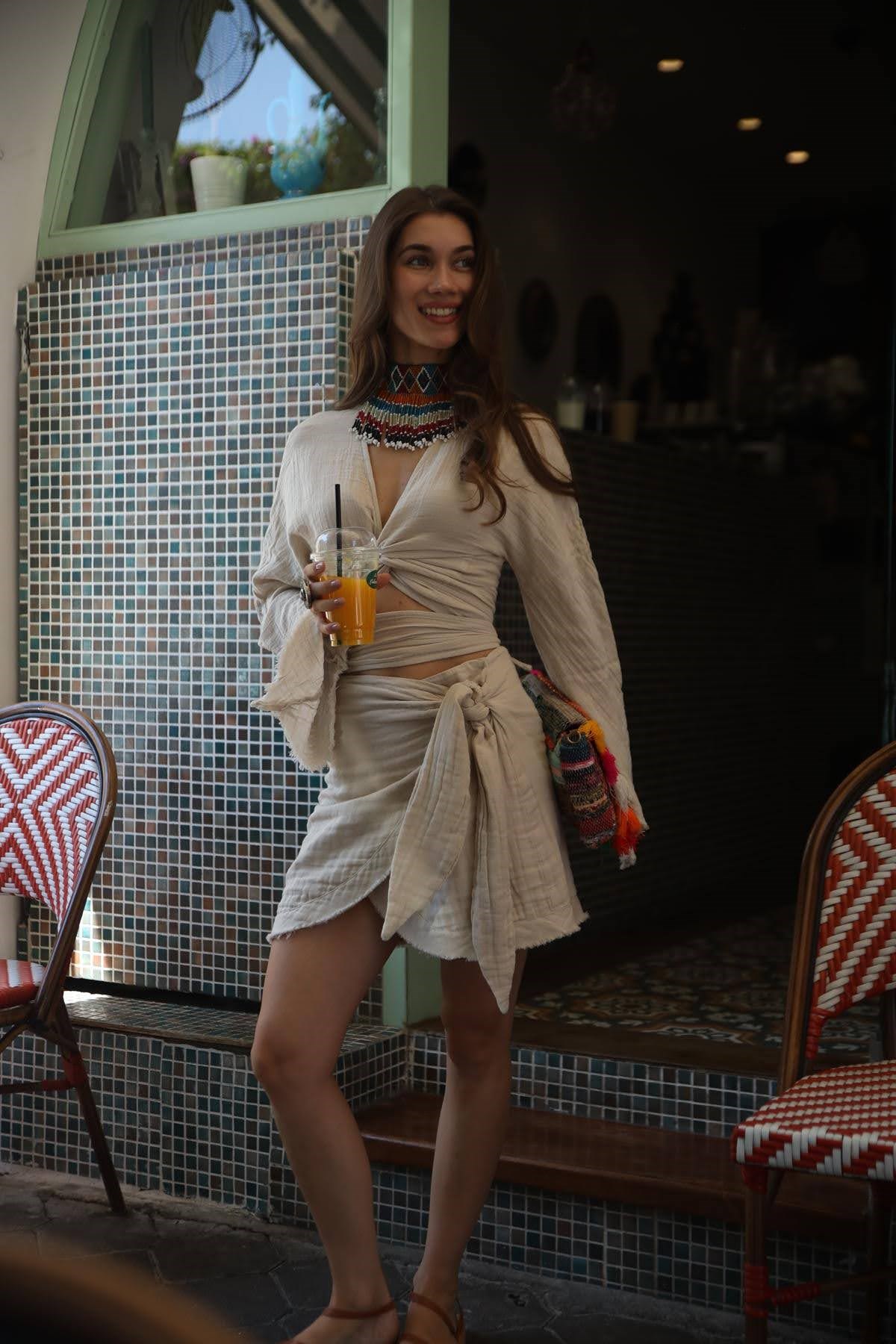 Krem Rengi İspanyol Kol Anvelop Crop Bluz