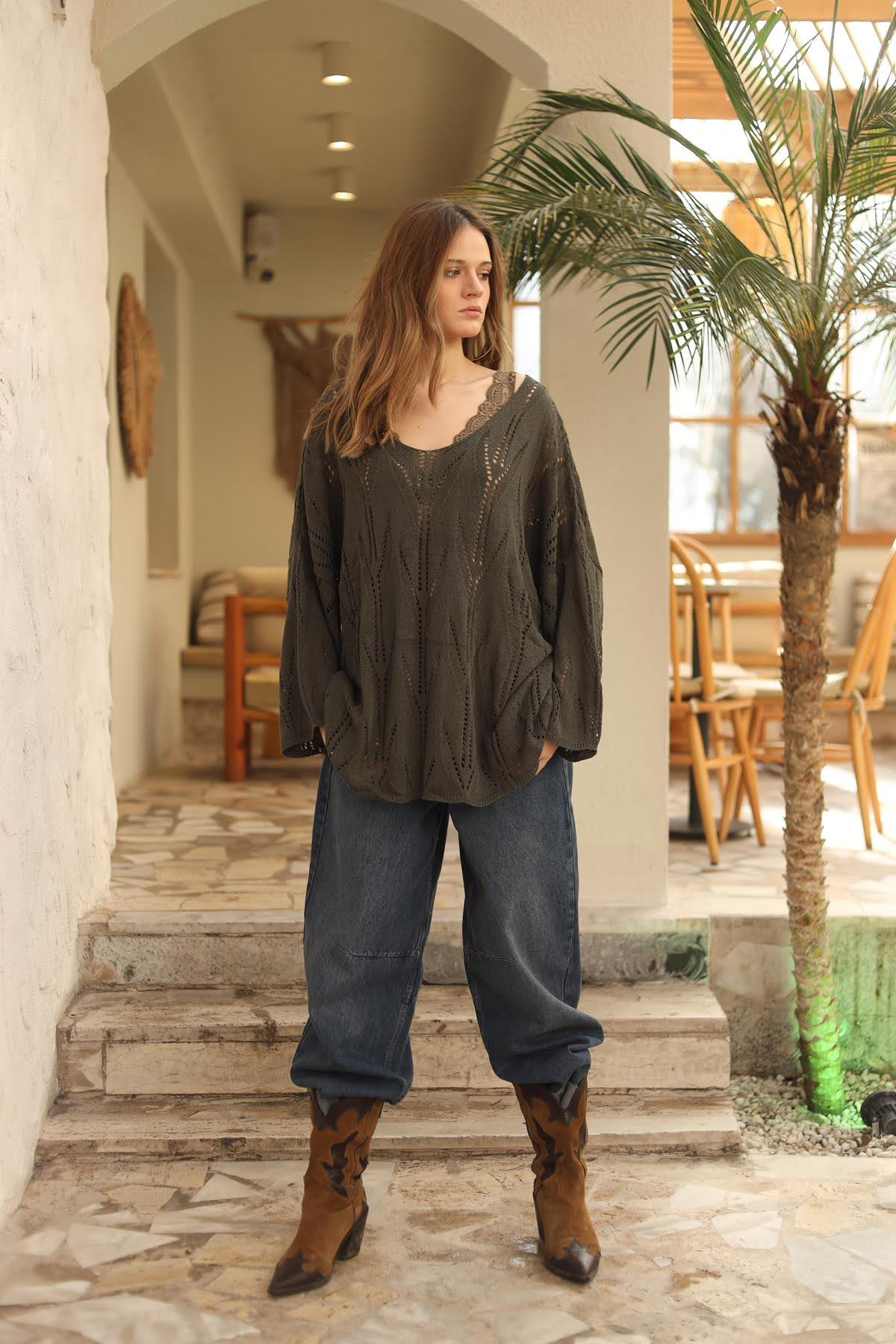 Haki V Yaka Ajurlu Tunik