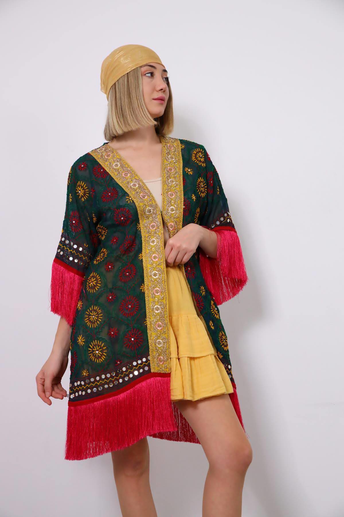 Yeşil İşlemeli Püsküllü Kaftan - Şaman Butik Yeşil İşlemeli Püsküllü Kaftan