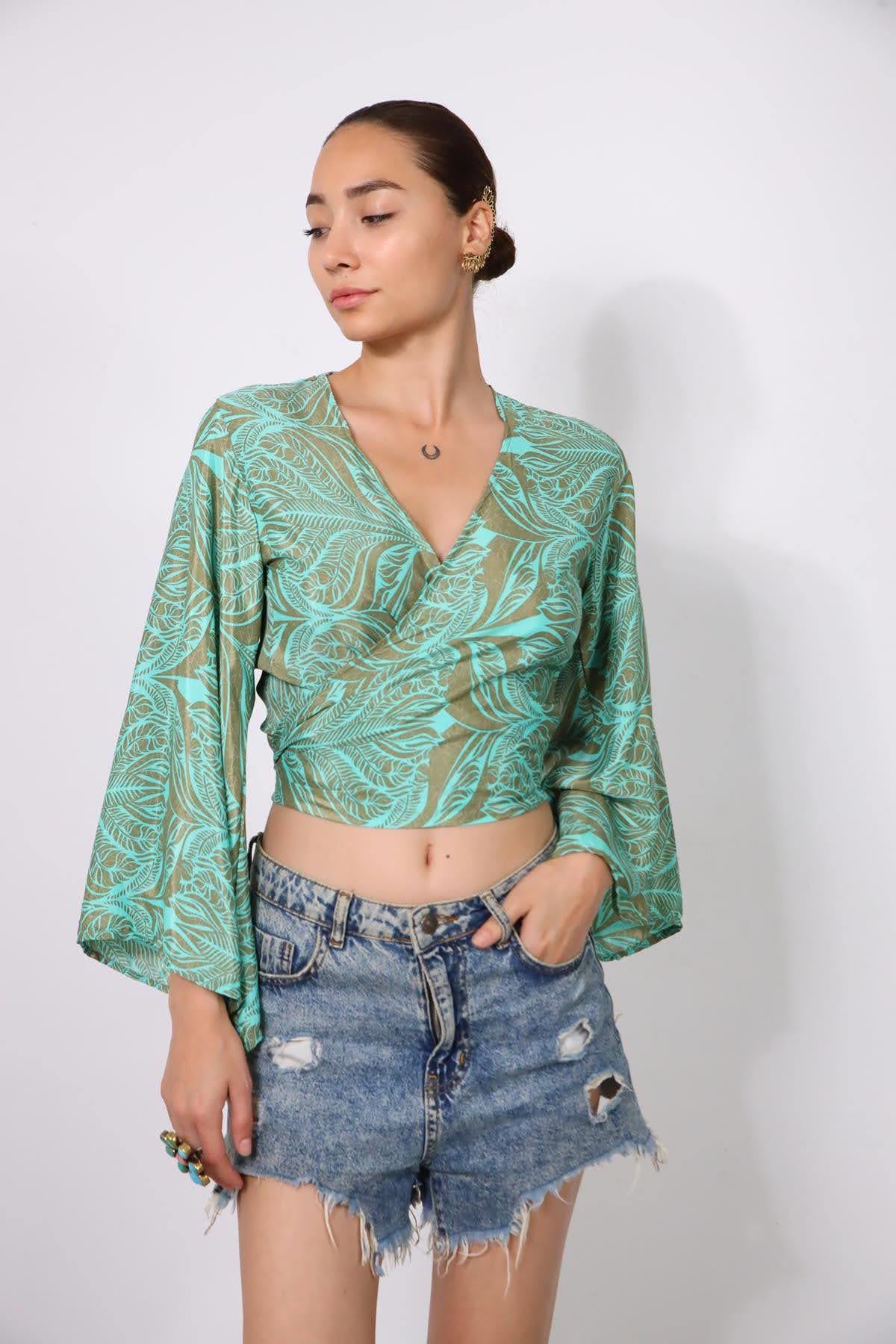  Mint Yeşili Uzun Kollu İpek Bolero