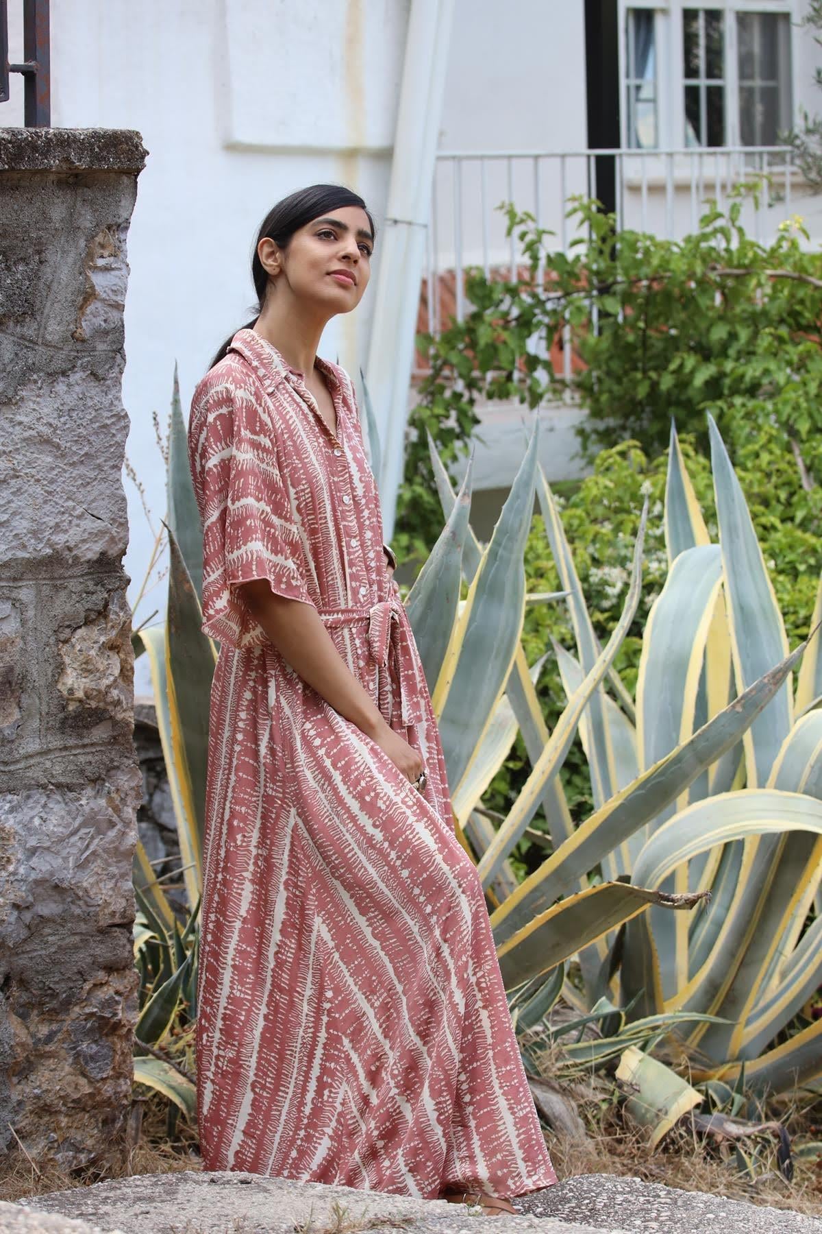 Gül Kurusu Beli Kuşaklı Uzun İpek Gömlek Elbise