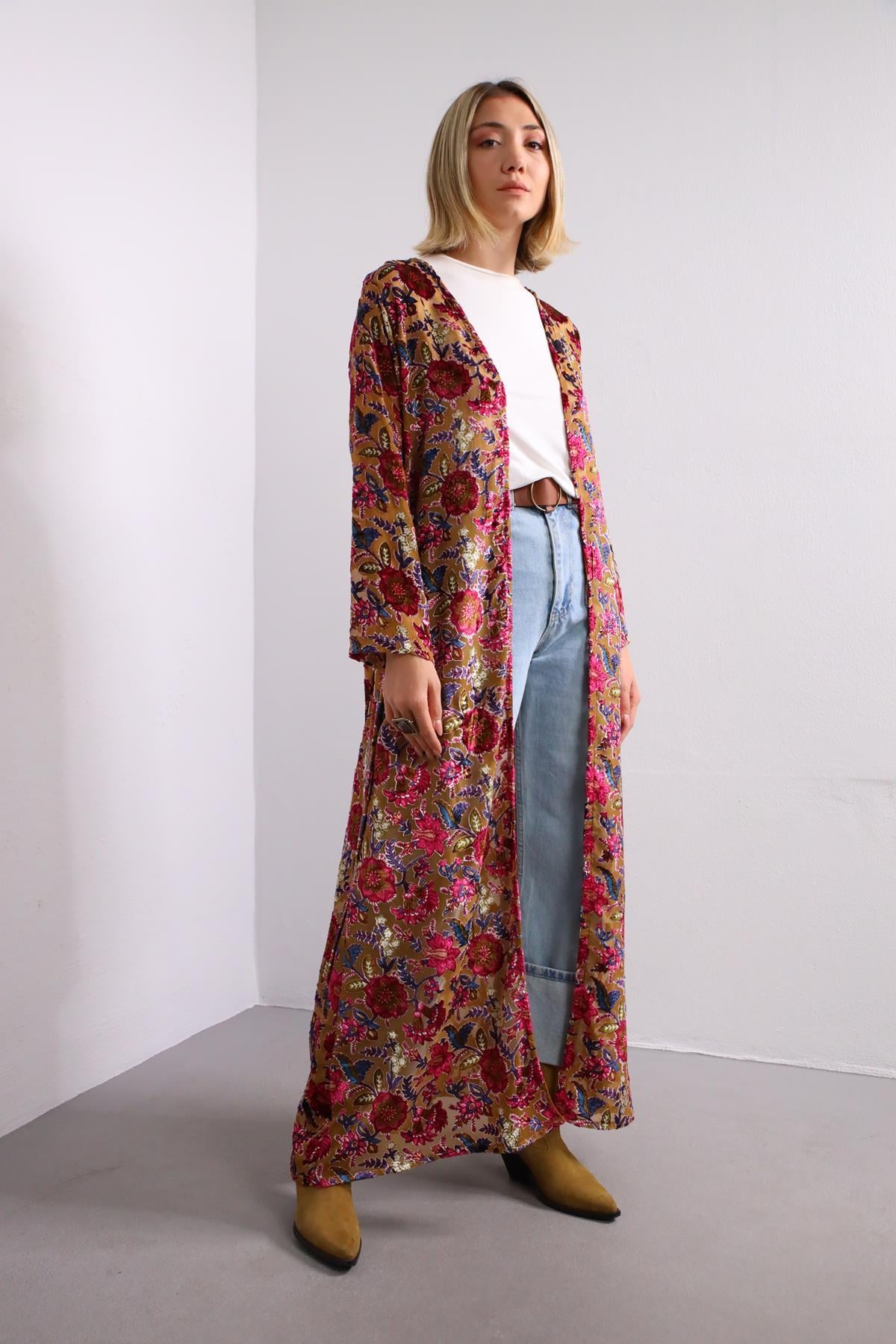  Tarçın Rengi Kadife İşlemeli Şifon Kaftan