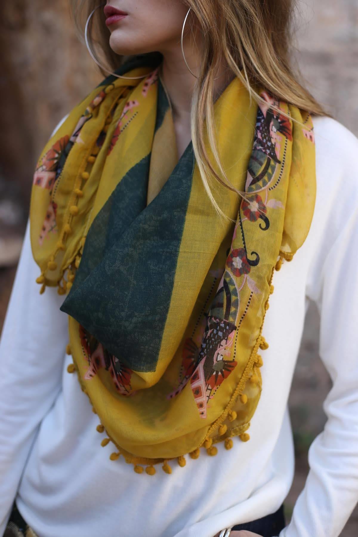 Hardal Rengi Desenli Kenarları Ponponlu Şal