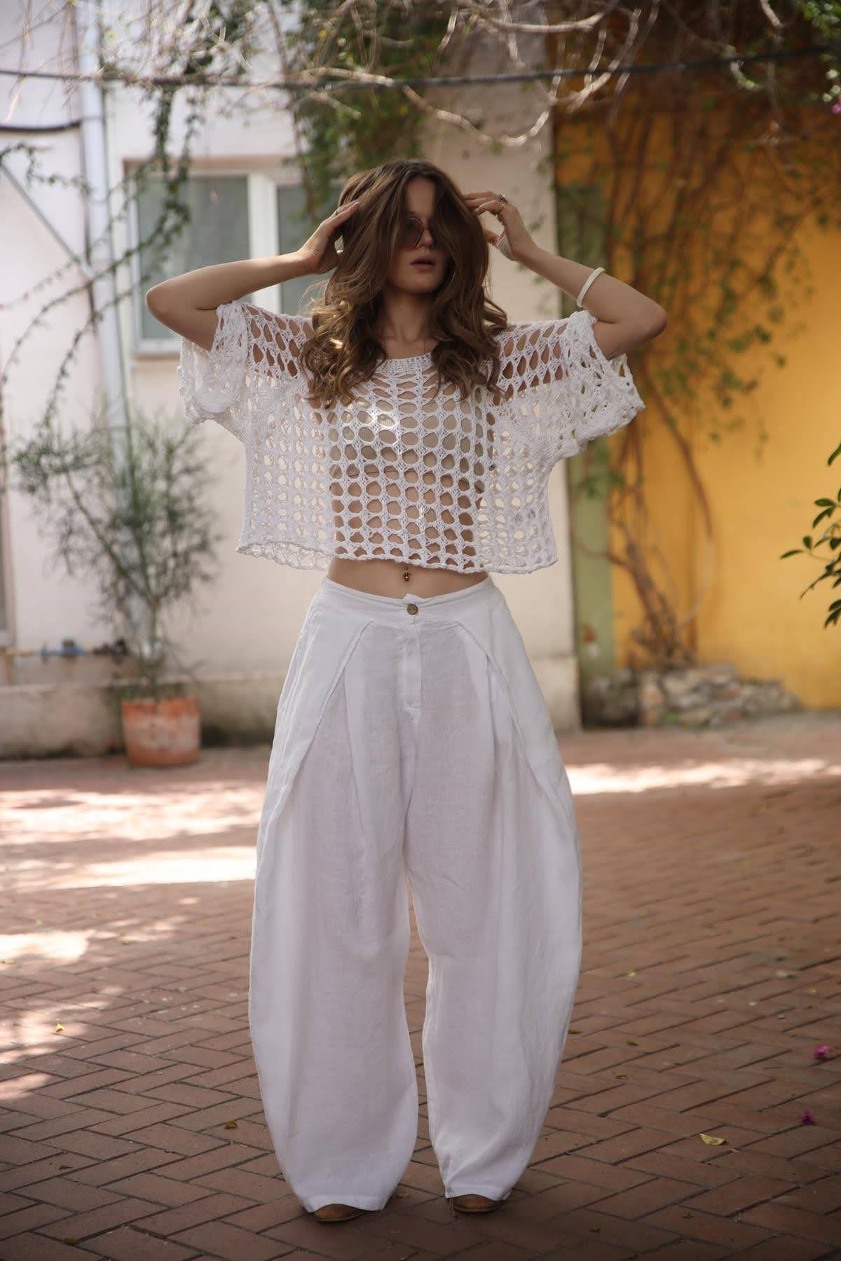 Beyaz Pileli Bol Paça Keten Pantolon