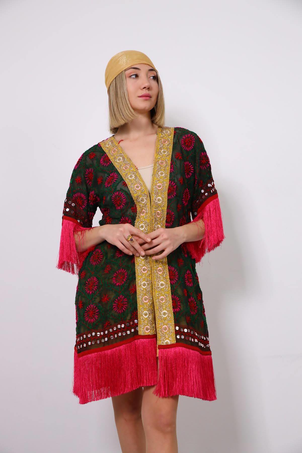 Yeşil İşlemeli Püsküllü Kaftan - Şaman Butik Yeşil İşlemeli Püsküllü Kaftan