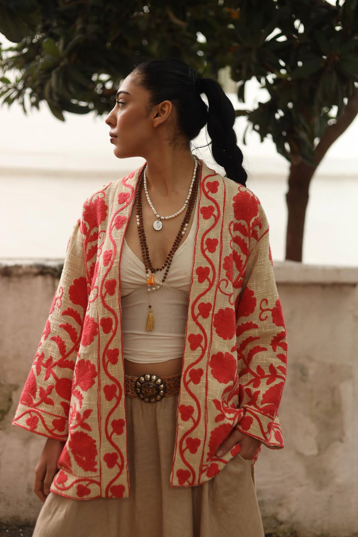 Krem Rengi Suzani Kısa Etamin Kaftan