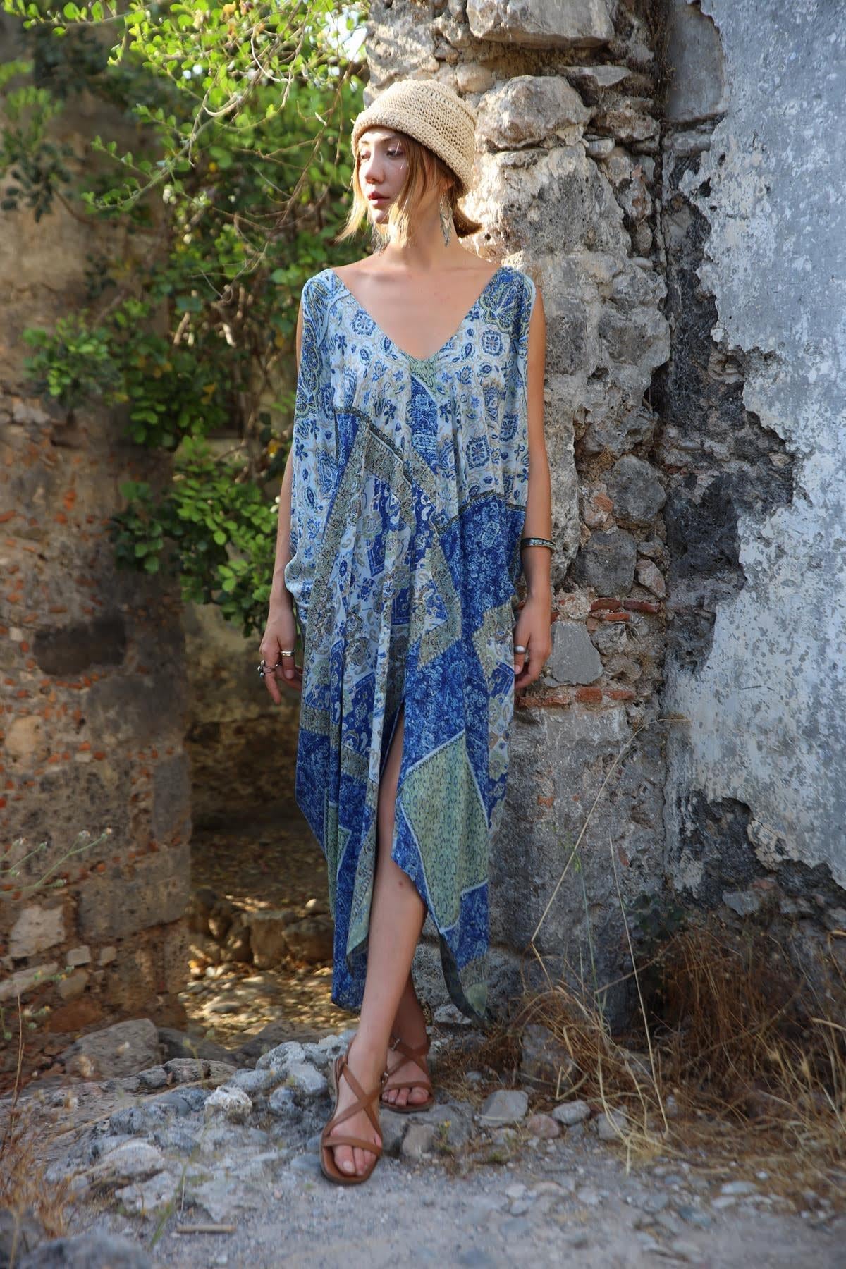  Blue Patterned V-Neck Asiye Dress