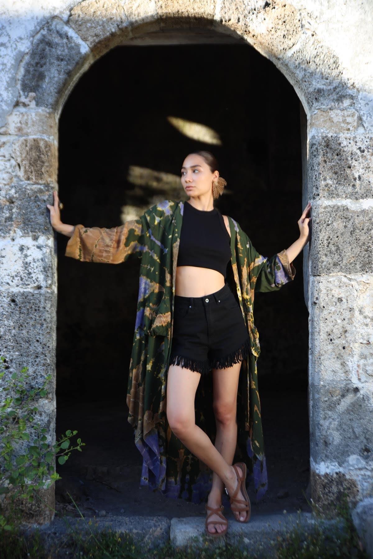 Haki Batik Desenli Cep Detay Kaftan - Şaman Butik Haki Batik Desenli Cep Detay Kaftan