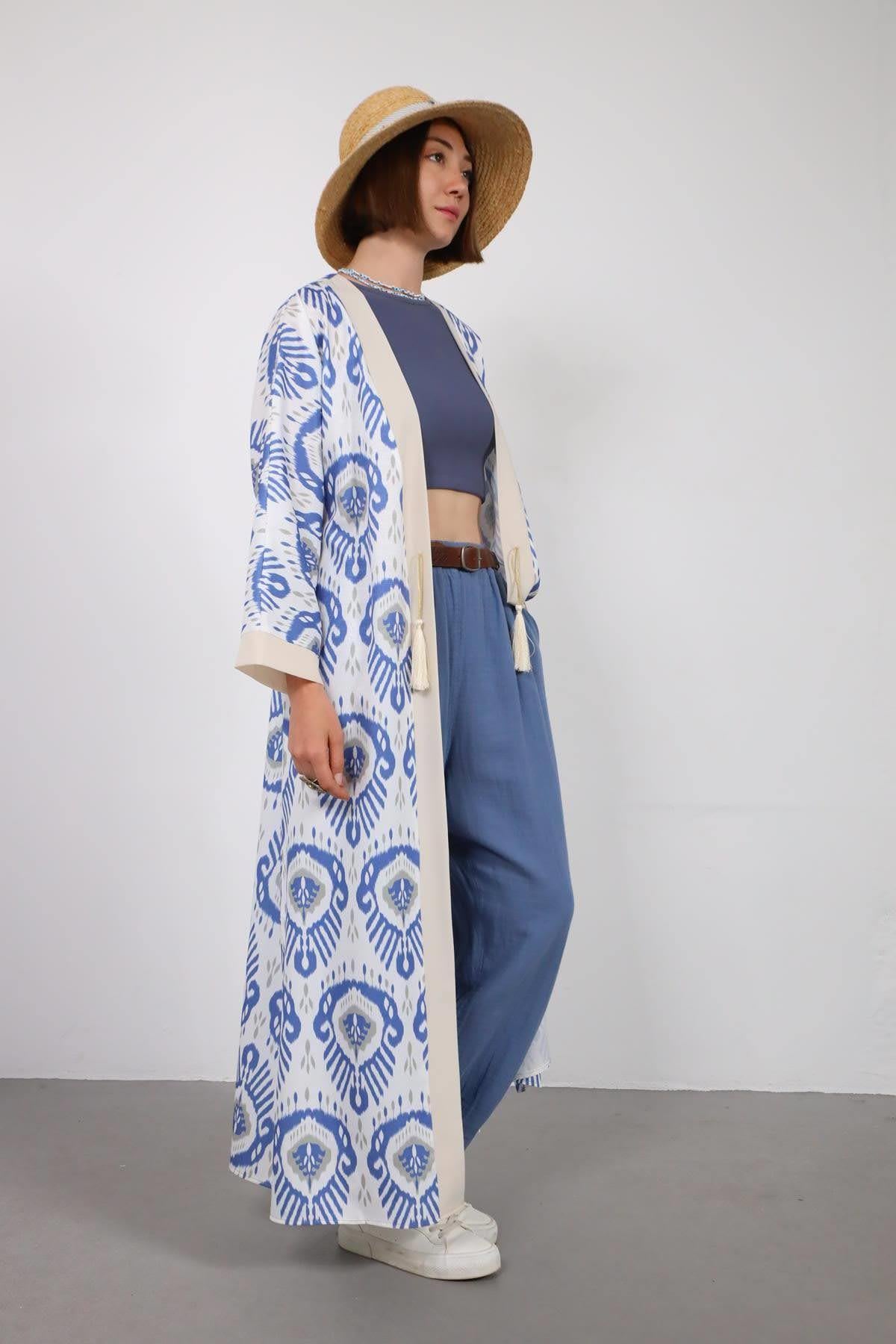 Krem Rengi Desenli Yanları Yırtmaçlı Kimono - Şaman Butik Krem Rengi Desenli Yanları Yırtmaçlı Kimono