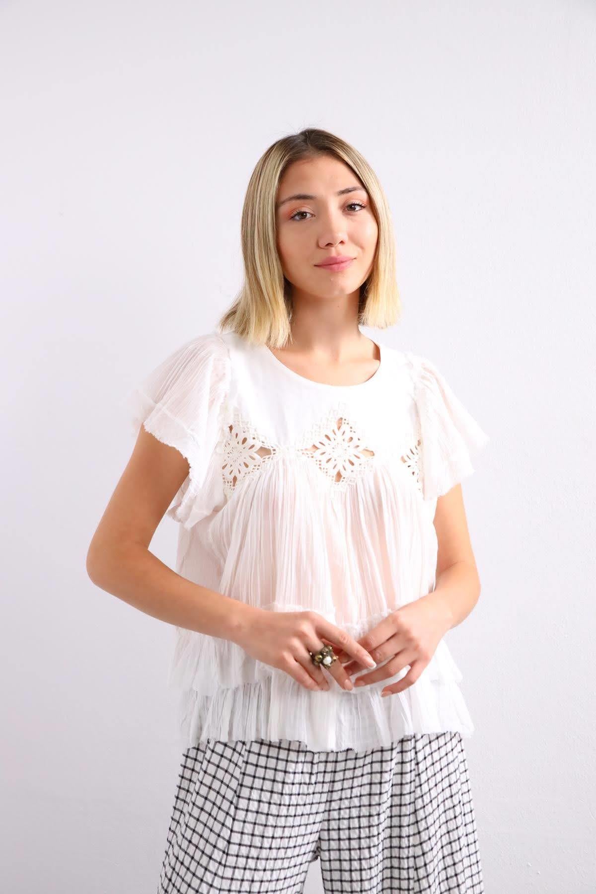 Beyaz Güpür Detaylı Kat Kat Pamuk Bluz - Şaman Butik Beyaz Güpür Detaylı Kat Kat Pamuk Bluz
