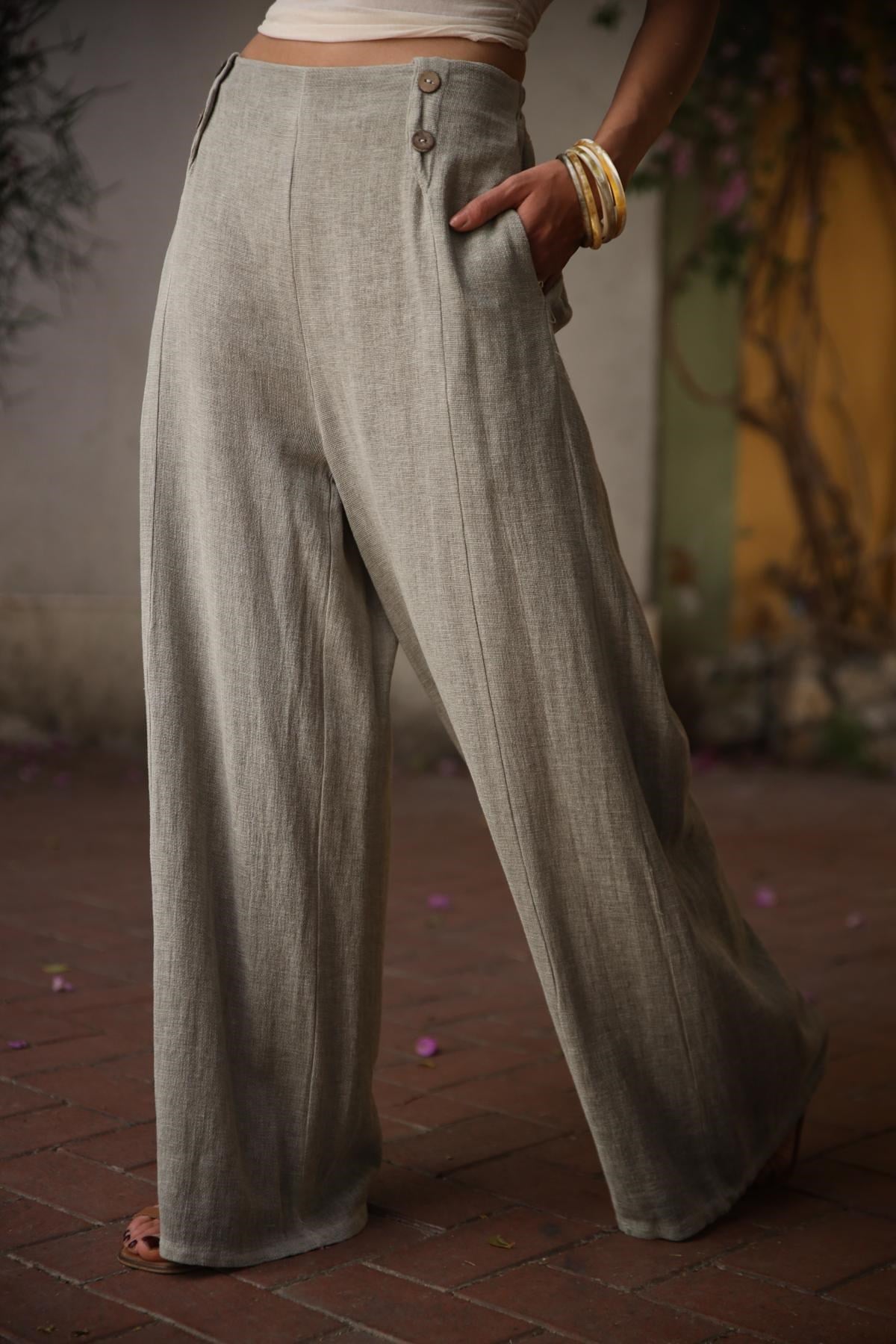 Haki Pileli Düğme Detaylı Soft Keten Pantolon
