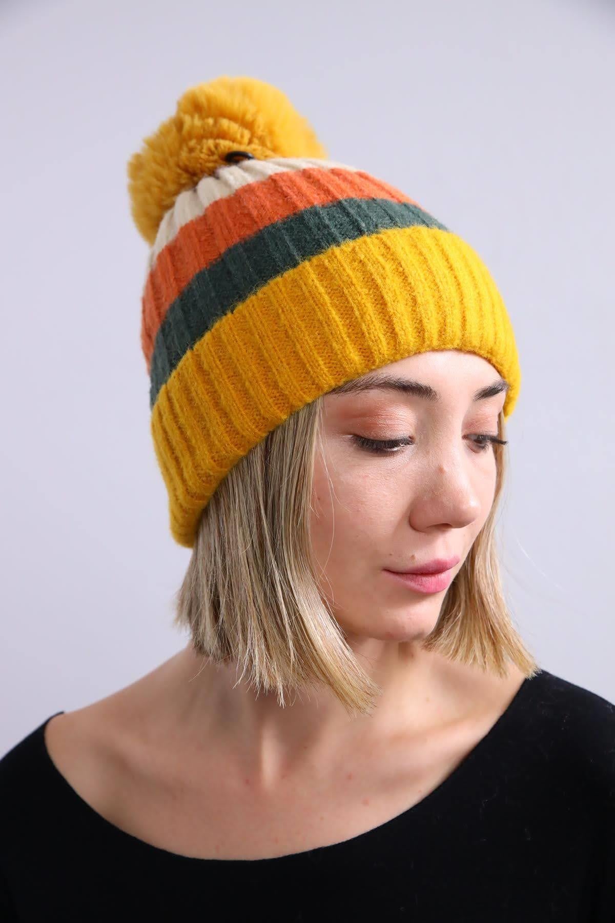 Hardal Rengi Çizgili İçi Peluş Ponponlu Örgü Bere - Şaman Butik Hardal Rengi Çizgili İçi Peluş Ponponlu Örgü Bere