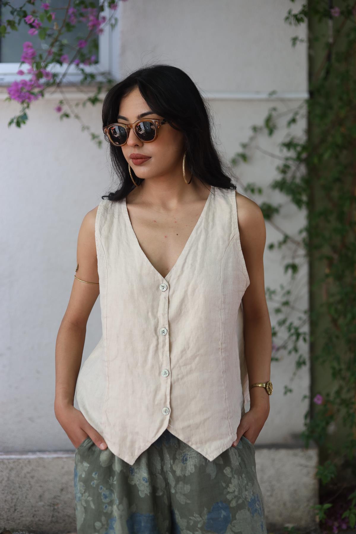 Cream Color Linen Stitch Detailed Vest