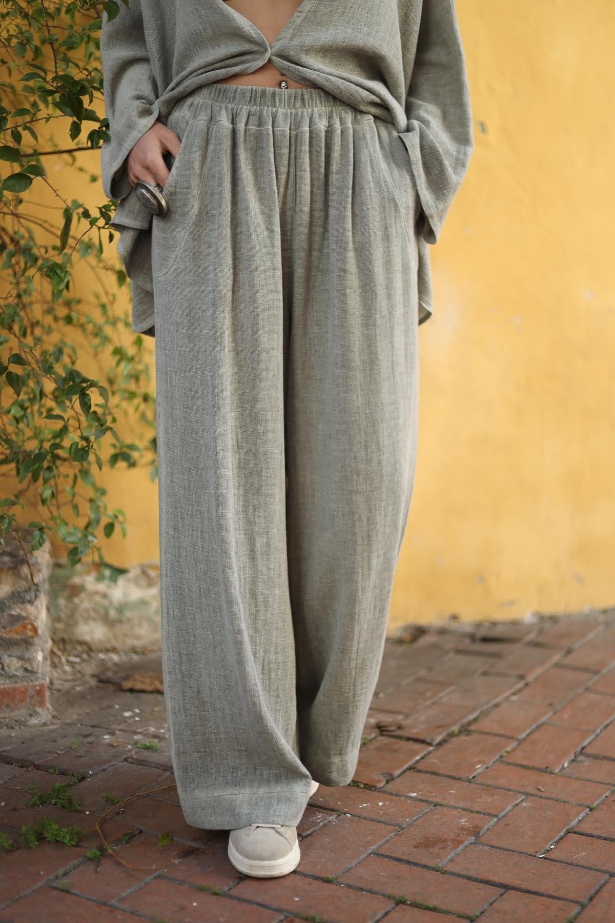 Haki Dikiş Detaylı Geniş Paça Keten Pantolon