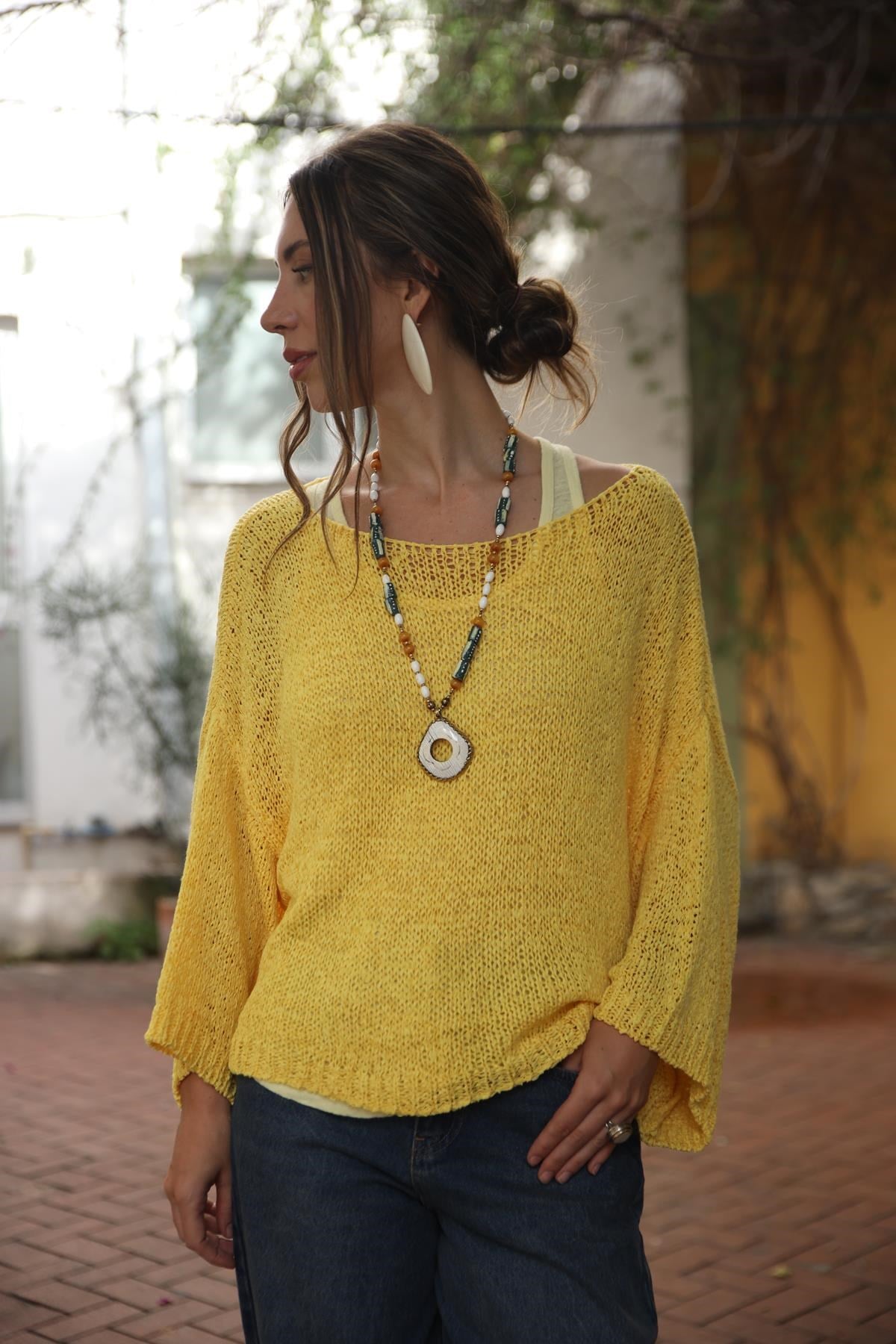 Sarı Geniş Yaka Salaş Merserize Bluz