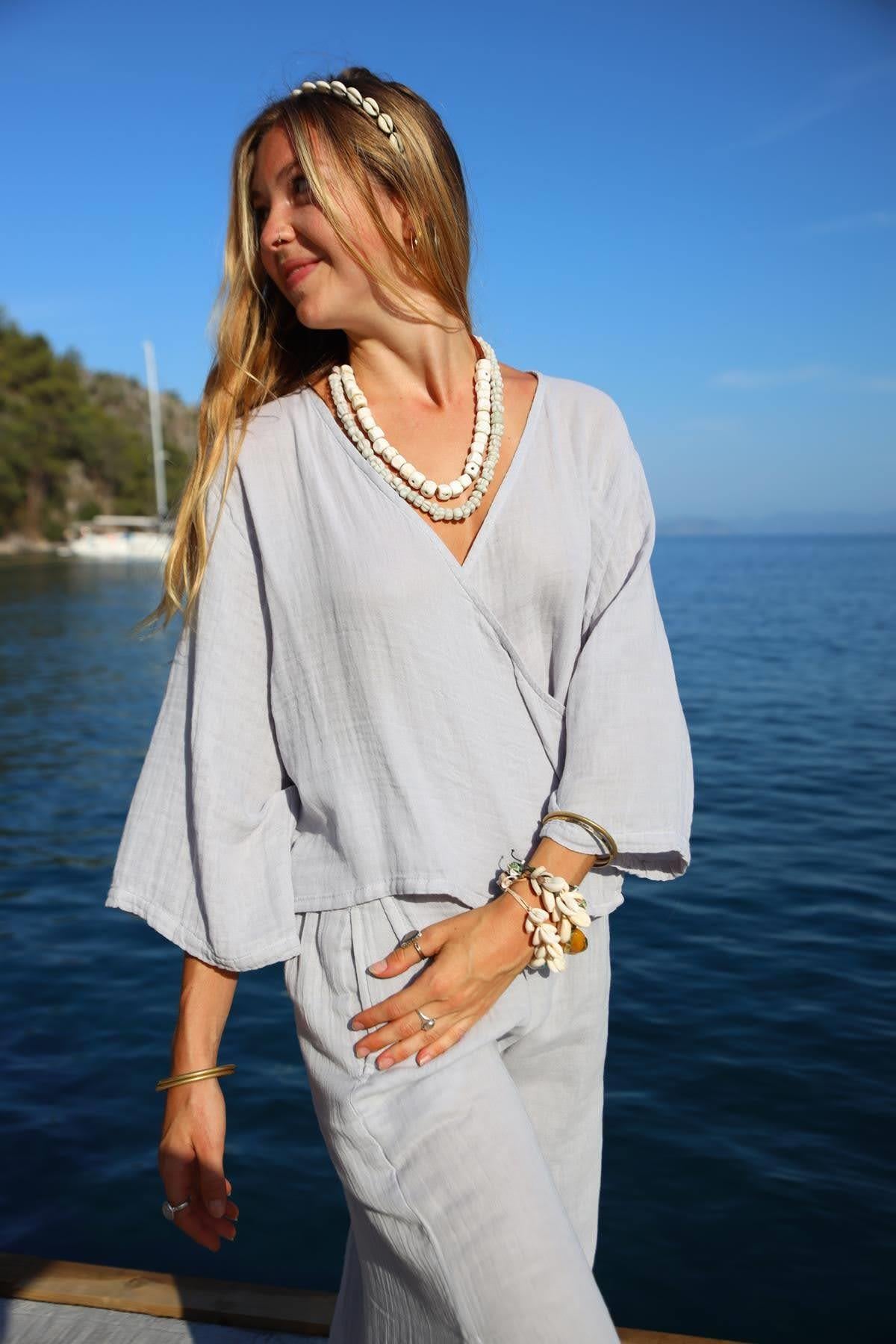 Gri İp Bağlamalı Crop Bluz - Şaman Butik Gri İp Bağlamalı Crop Bluz