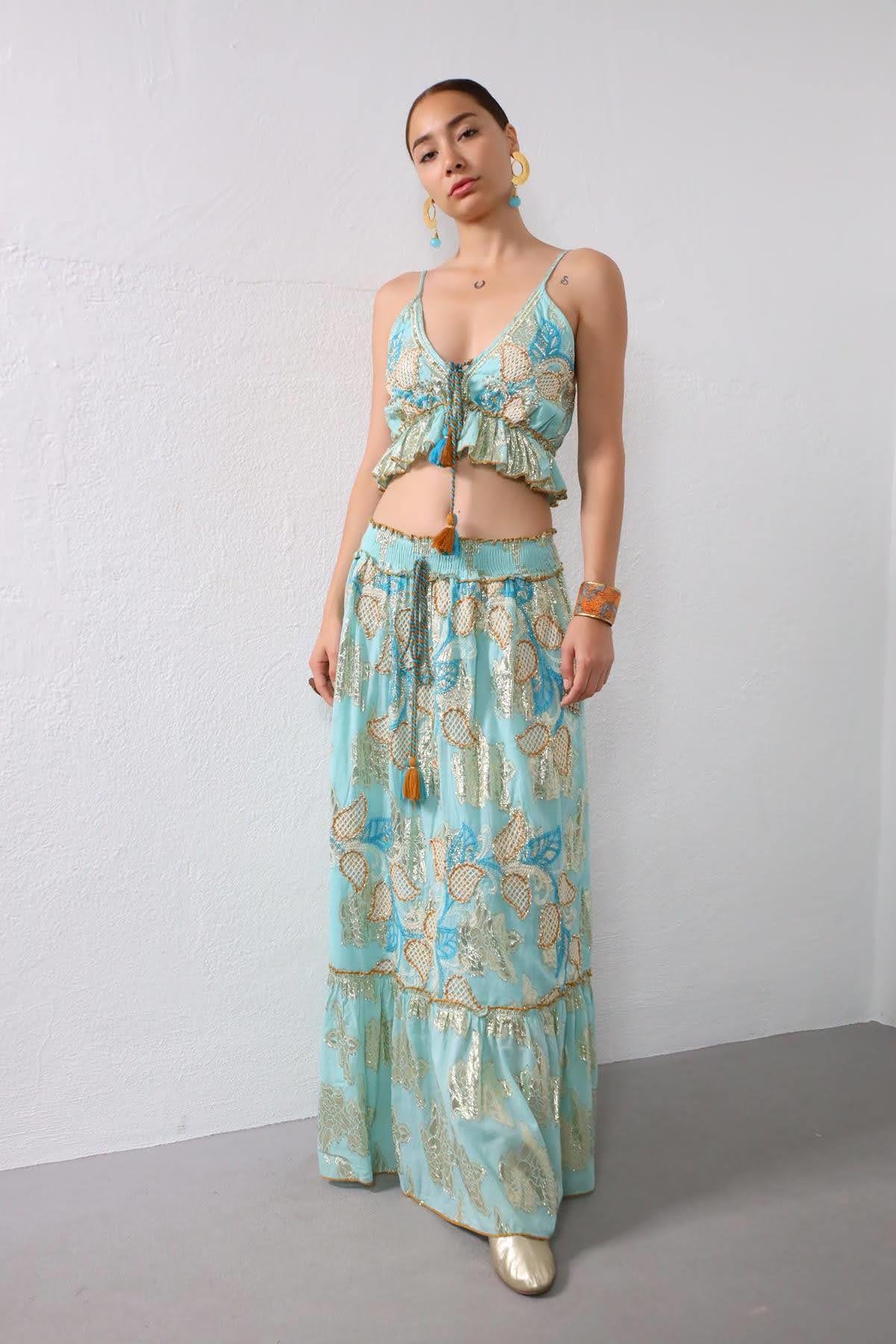 Turkuaz Otantik İşlemeli Gipeli Askılı Bluz ve Etek Takım - Şaman Butik Turkuaz Otantik İşlemeli Gipeli Askılı Bluz ve Etek Takım