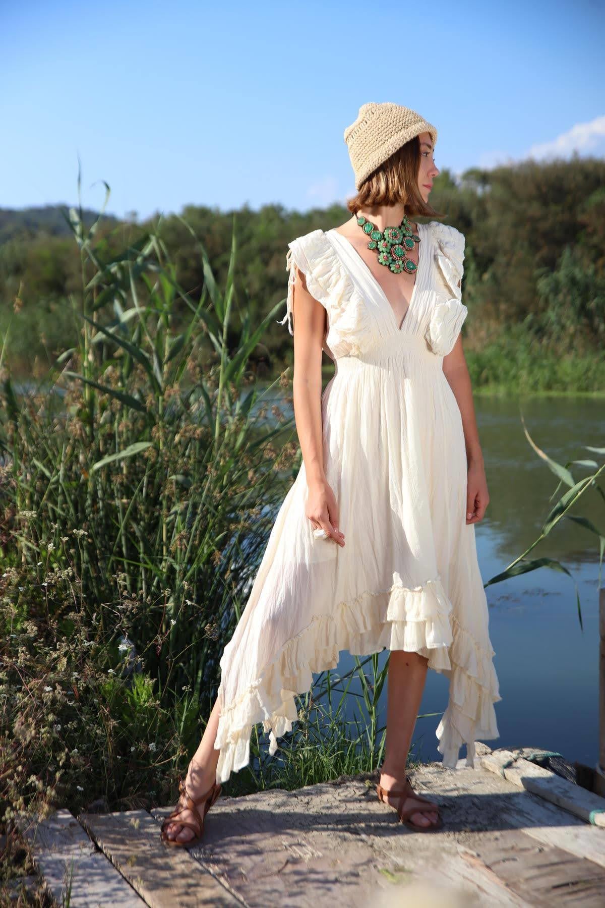 Ekru Asimetrik Kesim Farbalalı Bohem Elbise - Şaman Butik Ekru Asimetrik Kesim Farbalalı Bohem Elbise