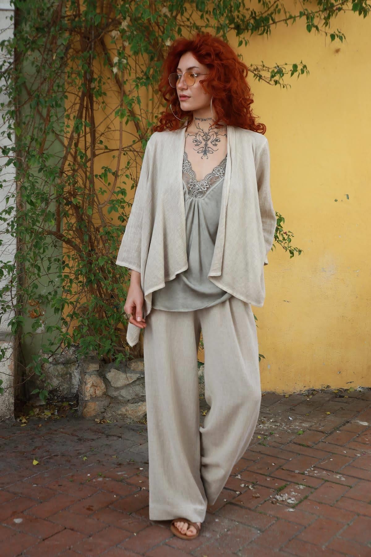 Krem Rengi Kısa Keten Ceket