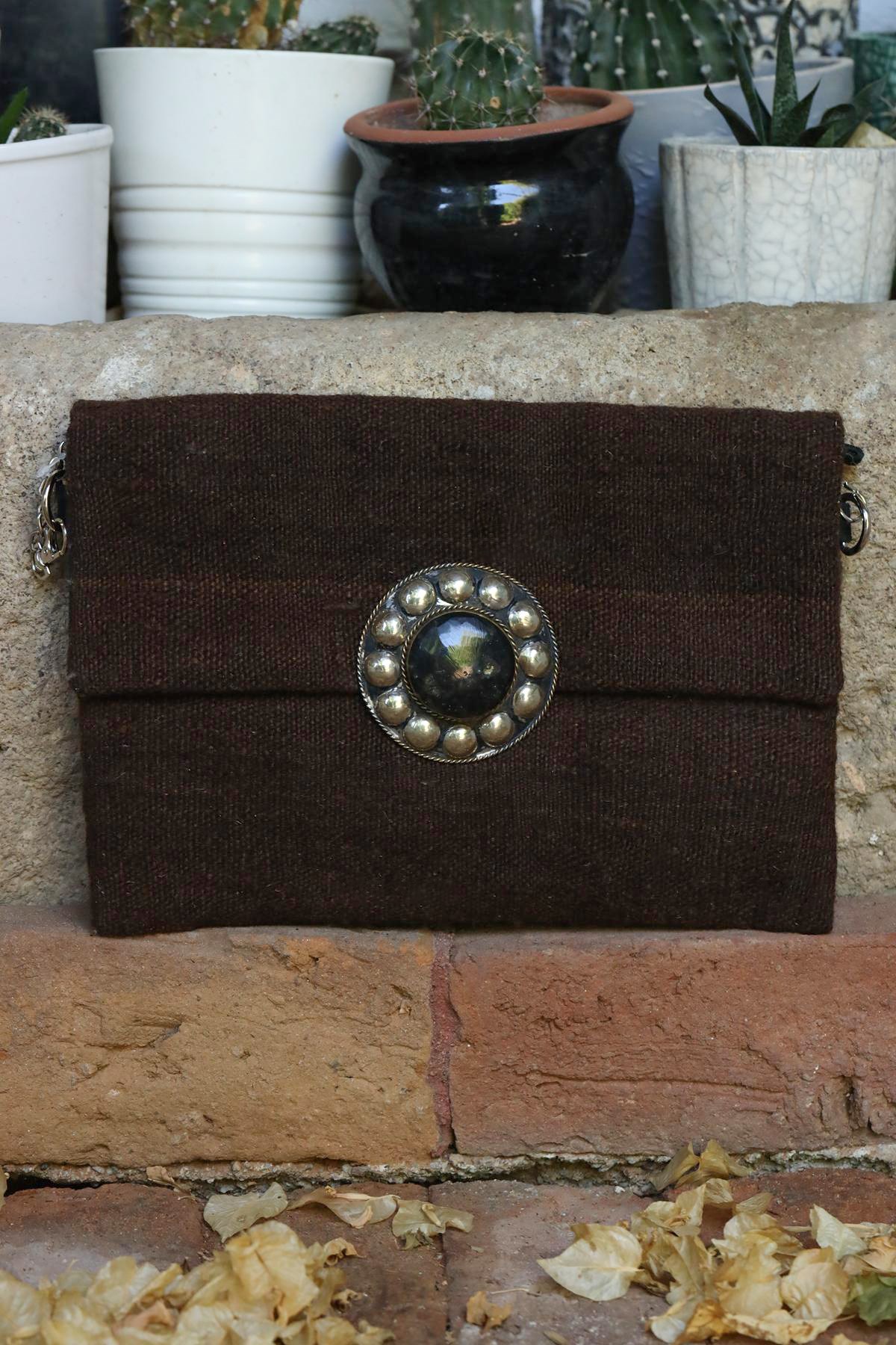 Kahverengi Kilim Dokuma Taşlı Çanta