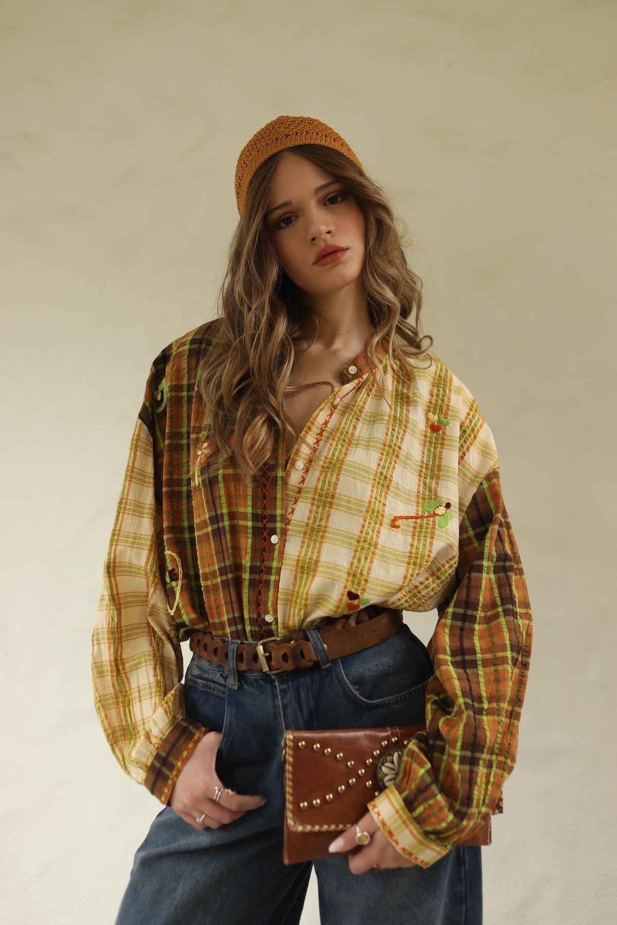 Sarı Pul Detaylı İşlemeli Ekose Gömlek