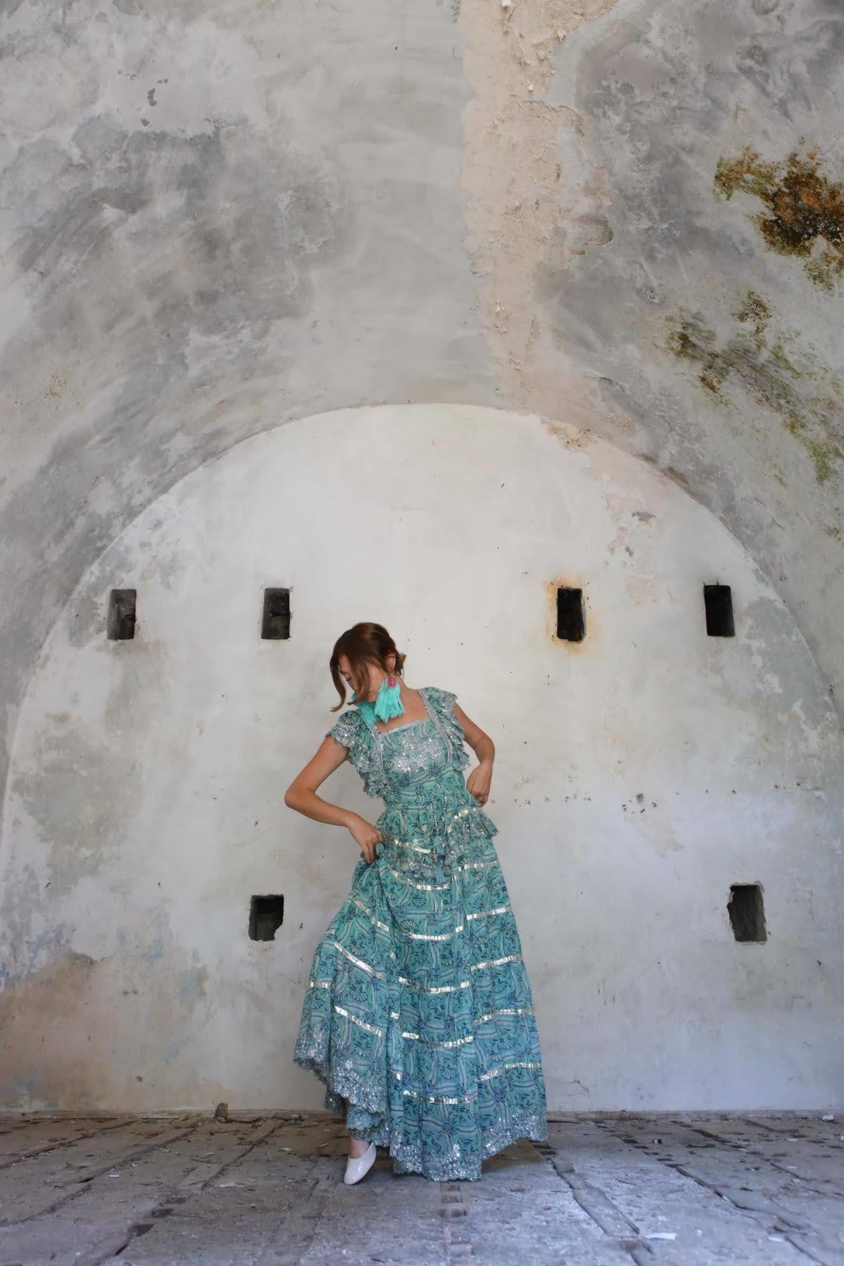 Su Yeşili Kolları Volanlı İşlemeli Otantik Elbise - Şaman Butik Su Yeşili Kolları Volanlı İşlemeli Otantik Elbise