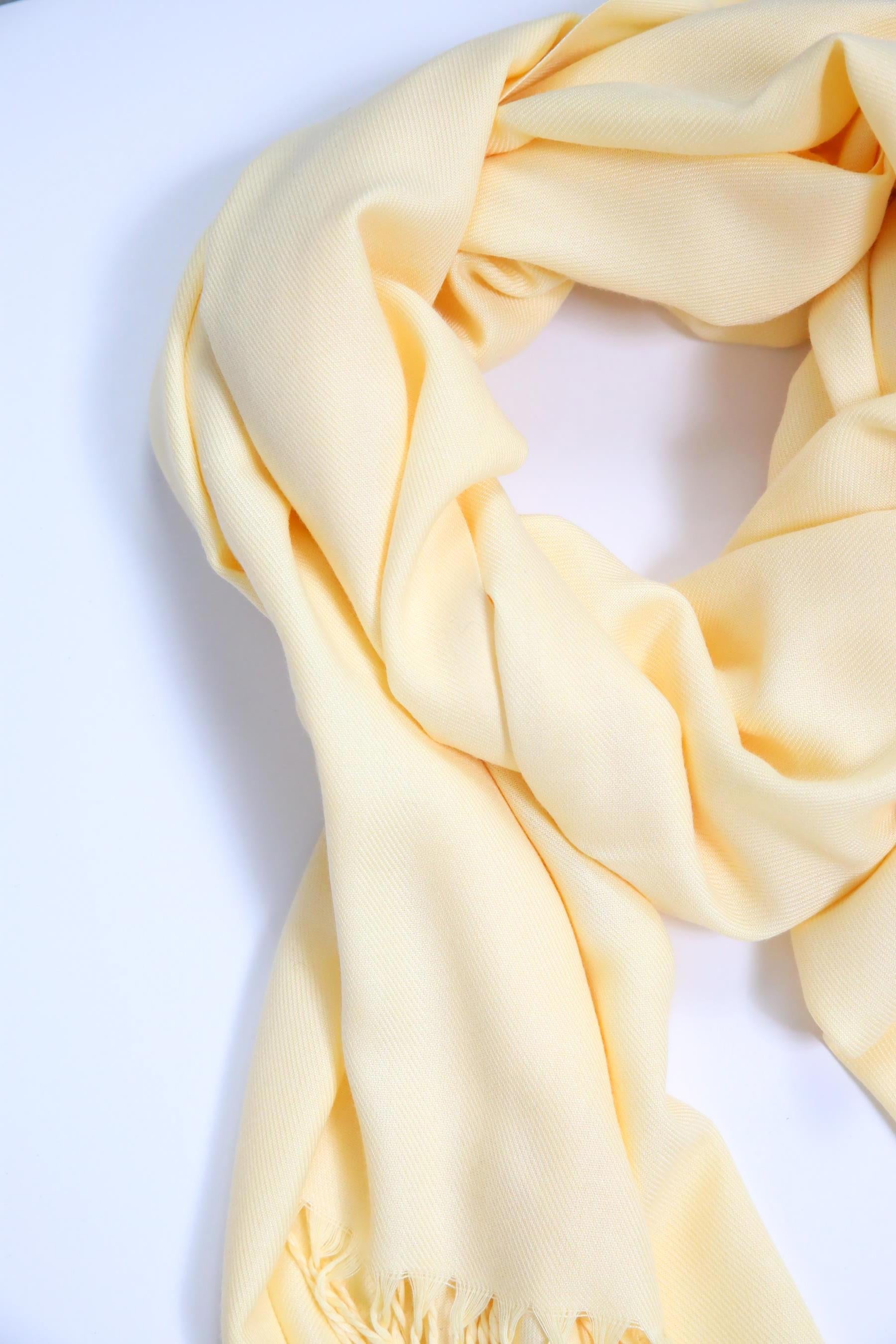 Açık Sarı Saçaklı Şal - Şaman Butik Açık Sarı Saçaklı Şal