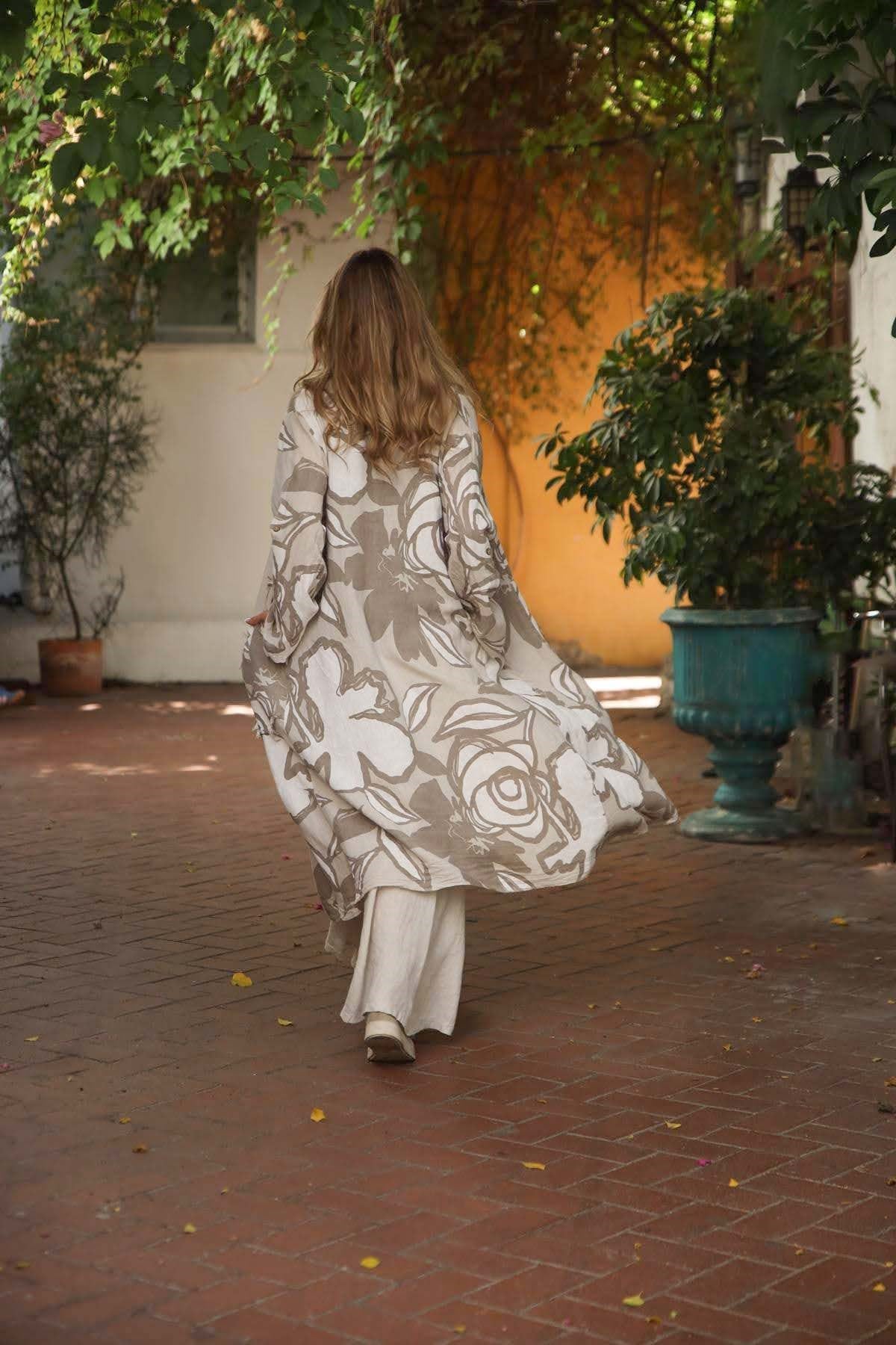 Taş Rengi Desenli Cebi Düğmeli Keten Kaftan