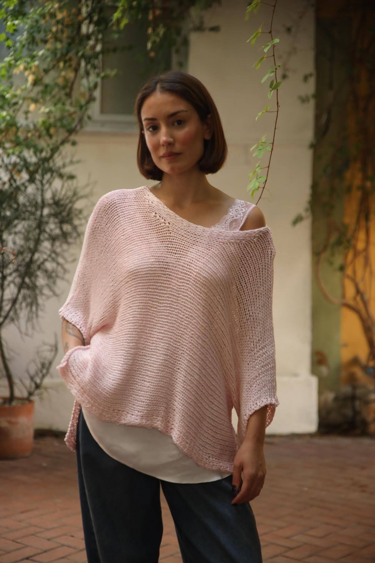 Pudra Pembe Yırtmaçlı Arkası Uzun Merserize Bluz