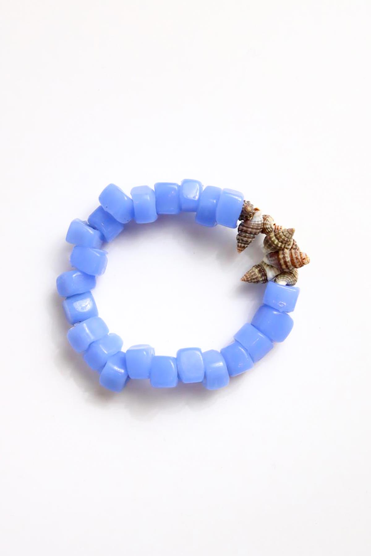 Deniz Kabuğu Detaylı Cam Bileklik- Şaman Butik Deniz Kabuğu Detaylı Cam Bileklik