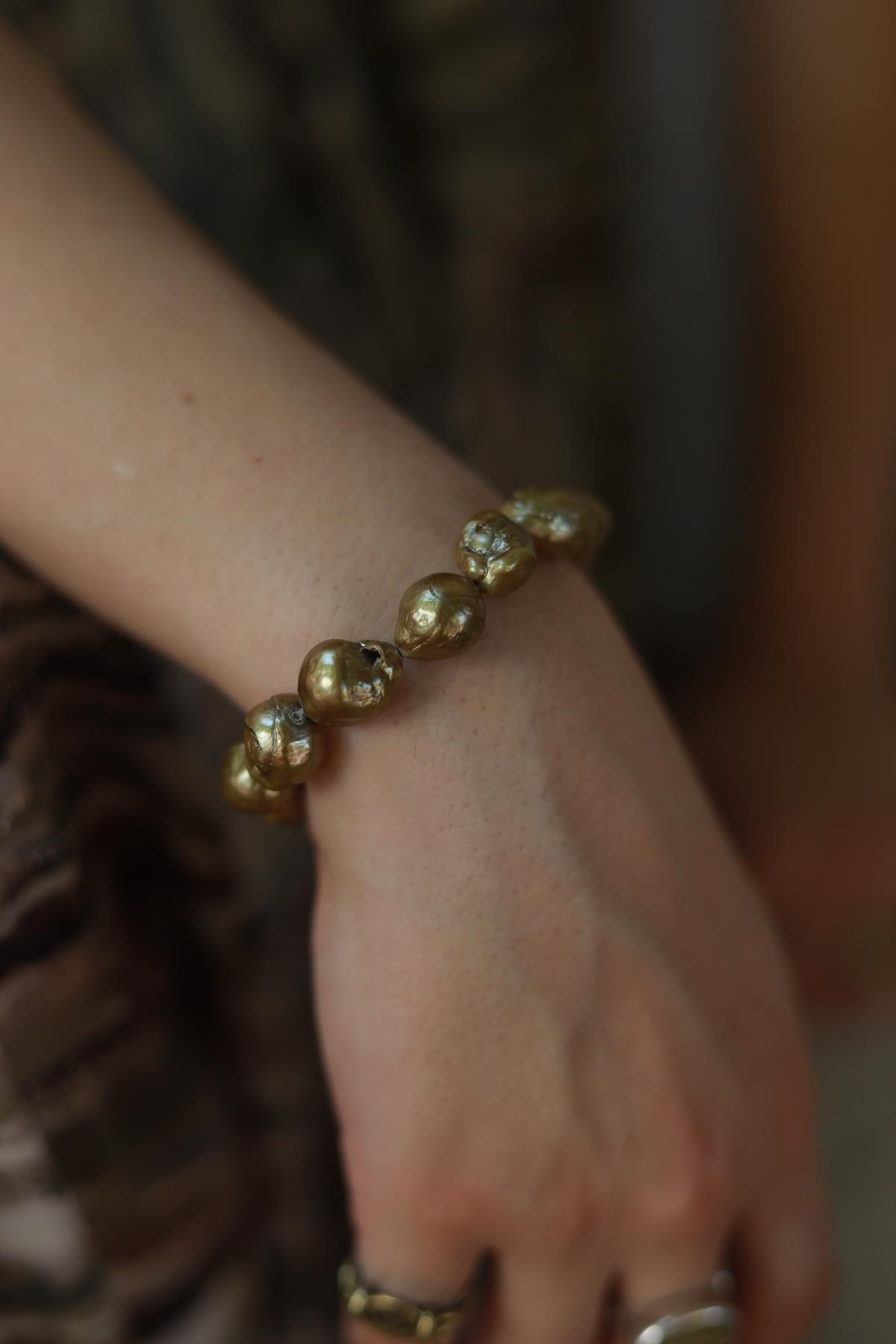 Pearl Calcium Stone Bracelet