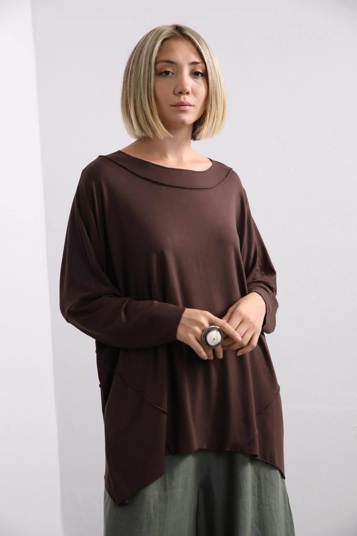 Kahverengi Kayık Yaka Dikişli Bluz - Şaman Butik Kahverengi Kayık Yaka Dikişli Bluz