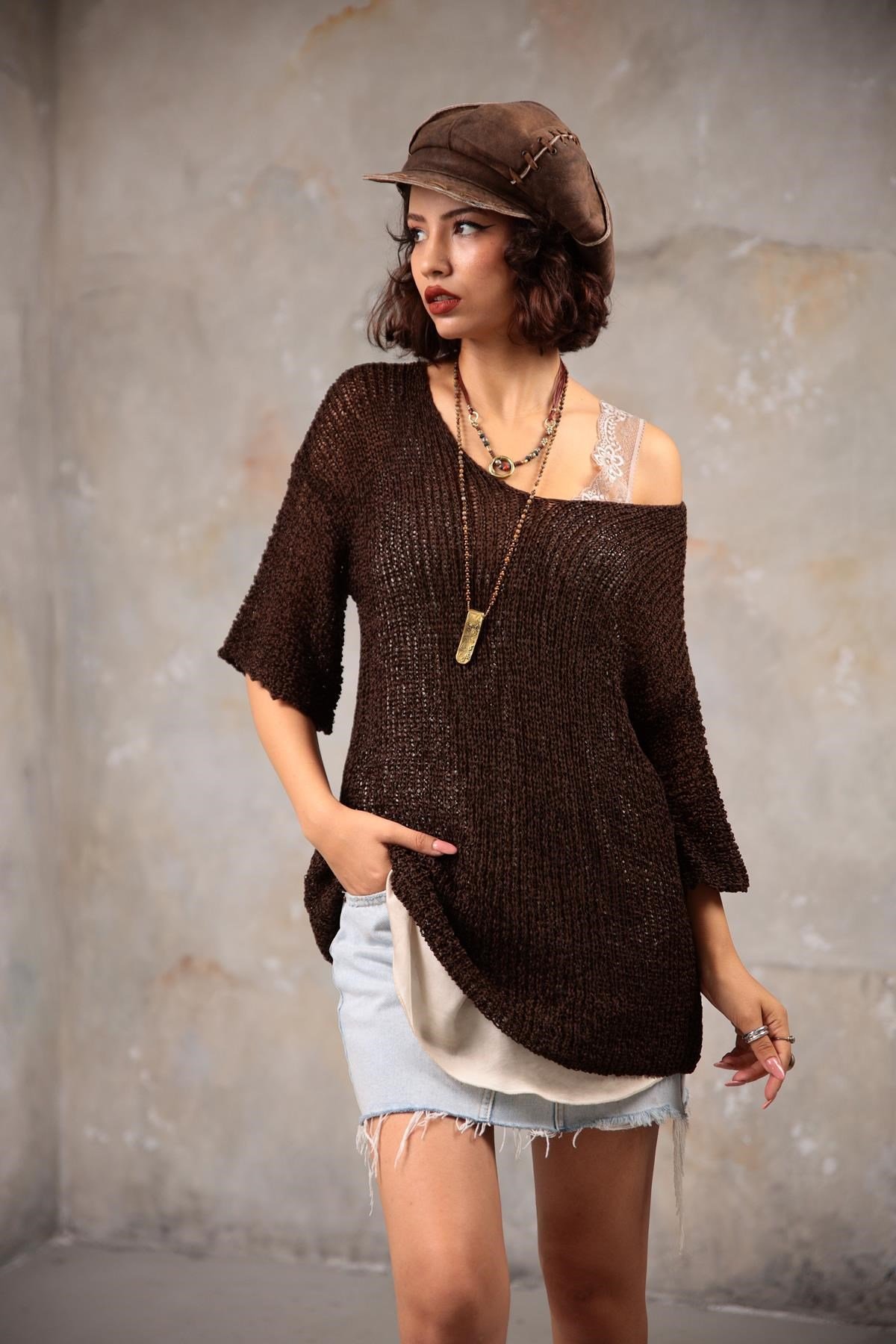 Koyu Kahve Yetim Kol V Yaka Merserize Bluz - Şaman Butik Koyu Kahve Yetim Kol V Yaka Merserize Bluz