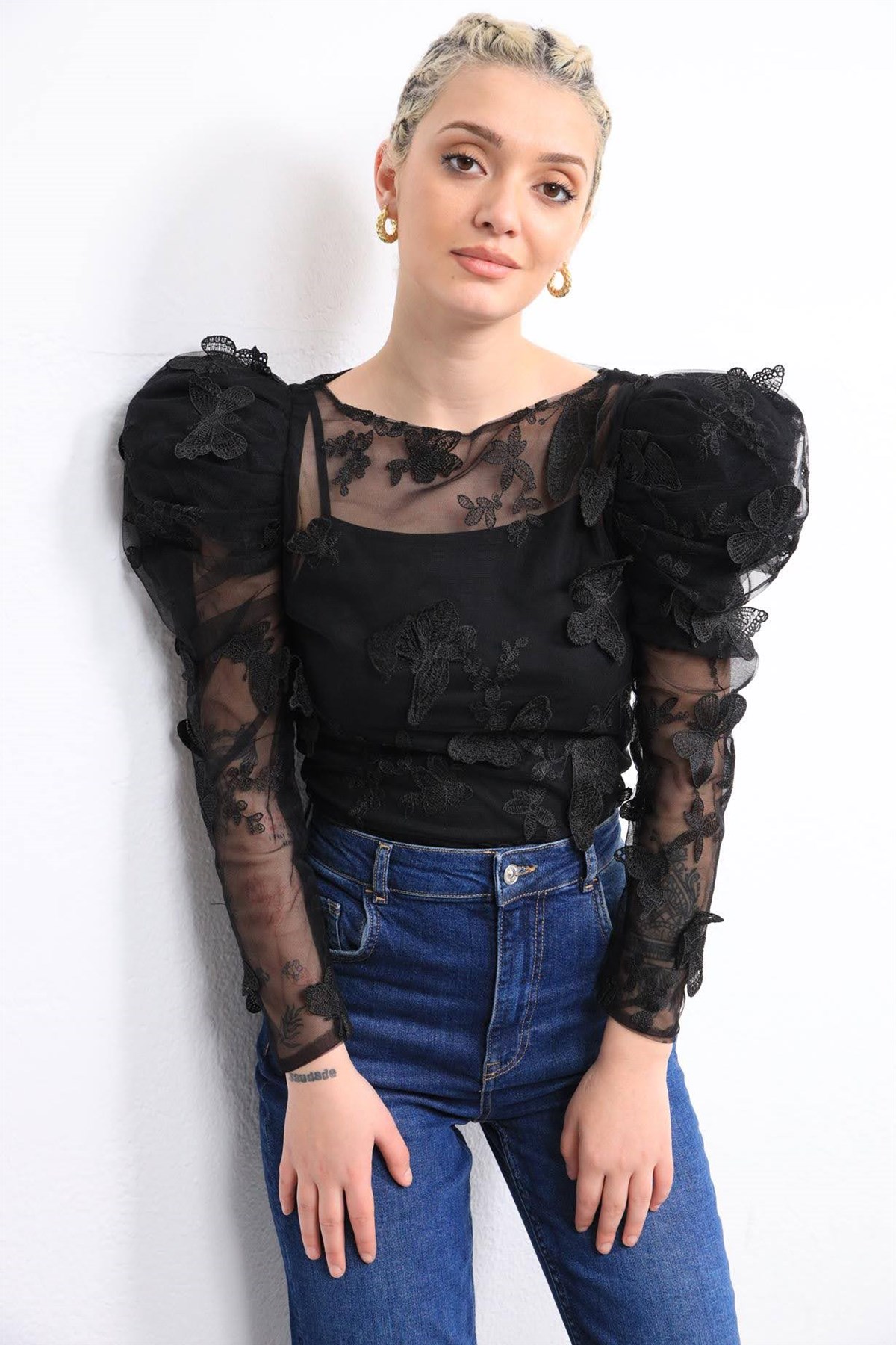 Siyah İşlemeli Şık Tül Bluz - Şaman Butik Siyah İşlemeli Şık Tül Bluz