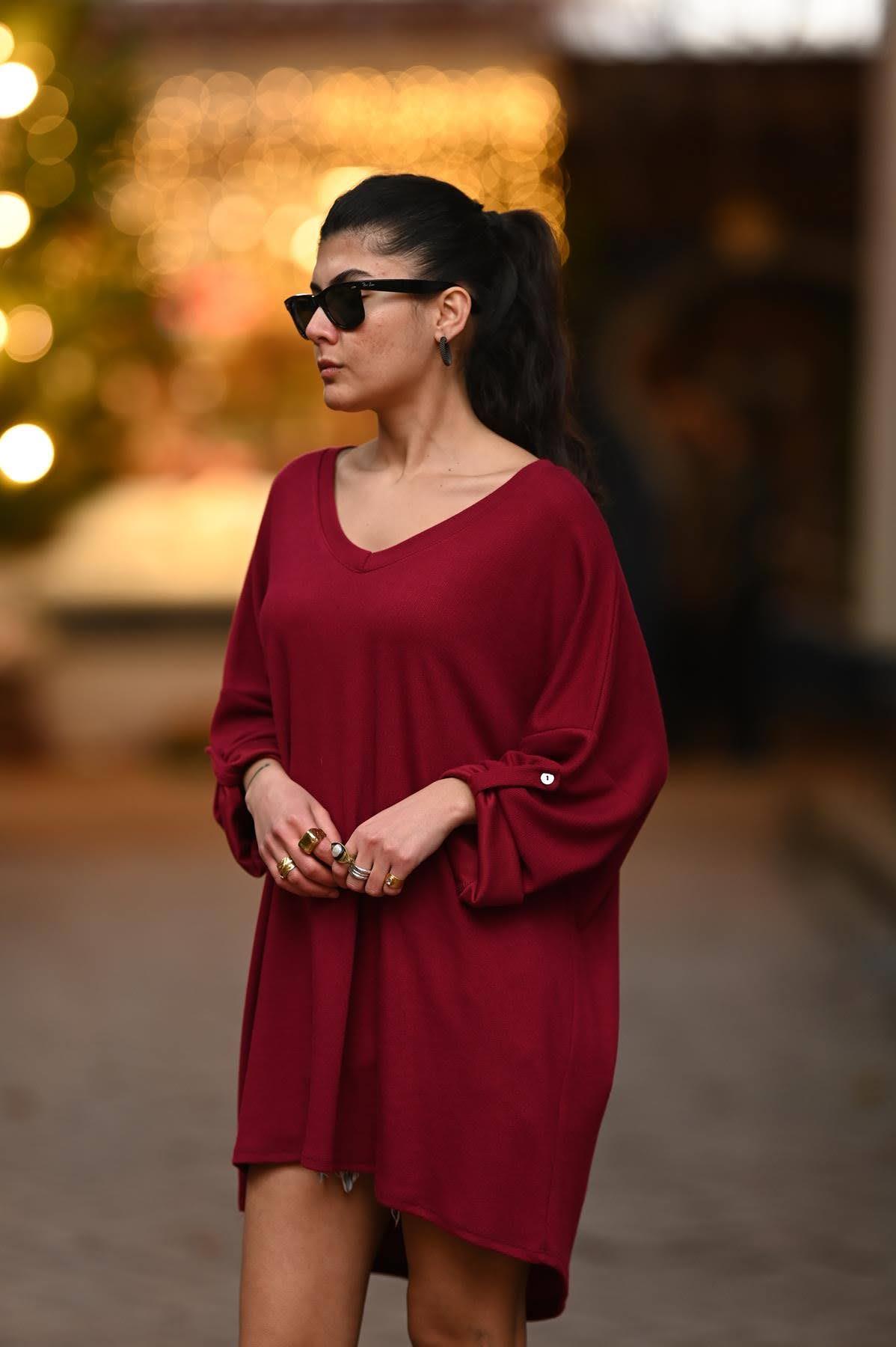 Bordo V Yaka Kolları Apoletli Yumuşak Doku Tunik