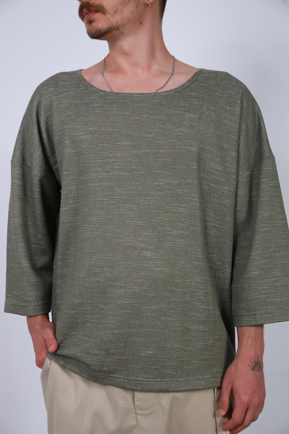 Haki Geniş Yaka Truvakar Kol Erkek Sweatshirt Haki Geniş Yaka Truvakar Kol Erkek Sweatshirt