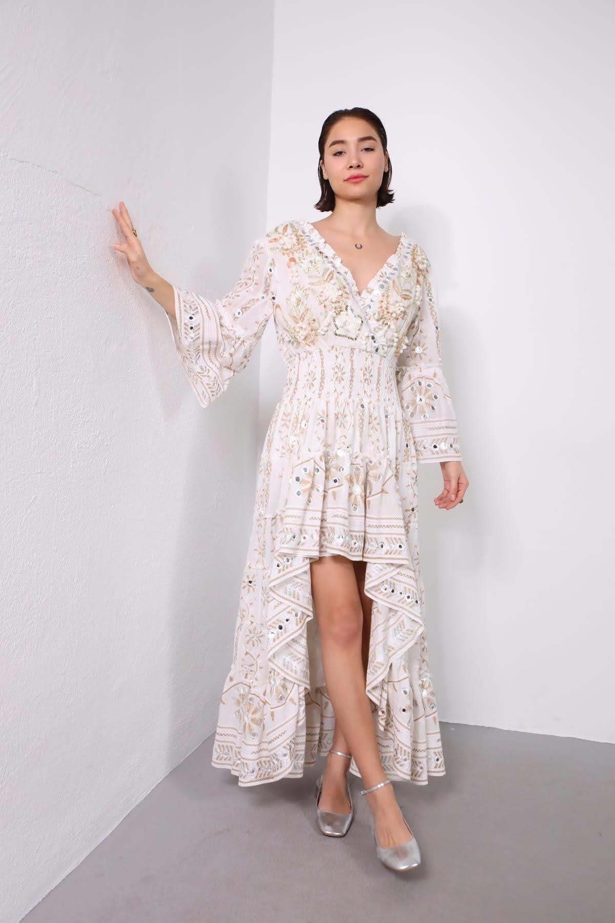 Beyaz Beli Gipeli Aynalı İşlemeli Otantik Elbise - Şaman Butik Beyaz Beli Gipeli Aynalı İşlemeli Otantik Elbise