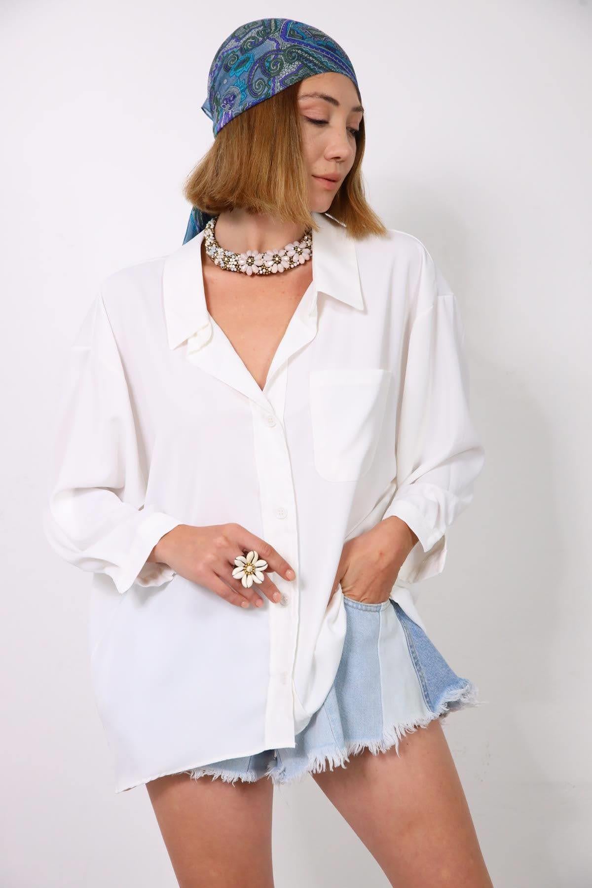 Beyaz Truvakar Kol Oversize Gömlek - Şaman Butik Beyaz Truvakar Kol Oversize Gömlek