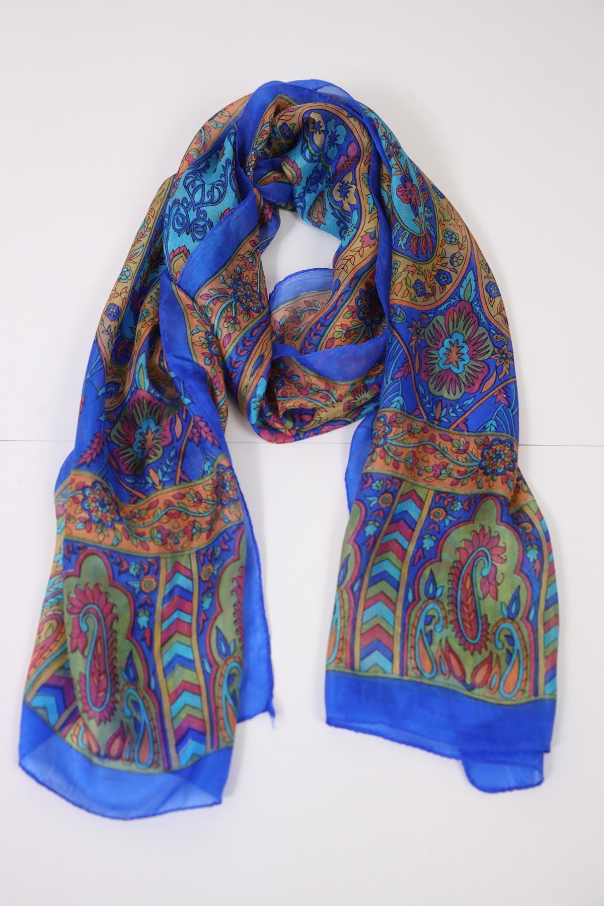 Saks Mavisi Desenli İpek Şal - Şaman Butik Saks Mavisi Desenli İpek Şal