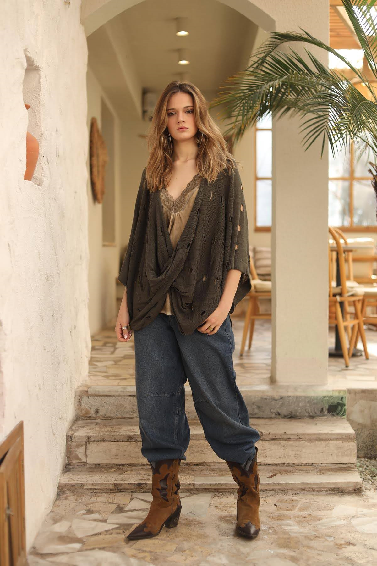 Haki Delikli Önü Çapraz Tunik