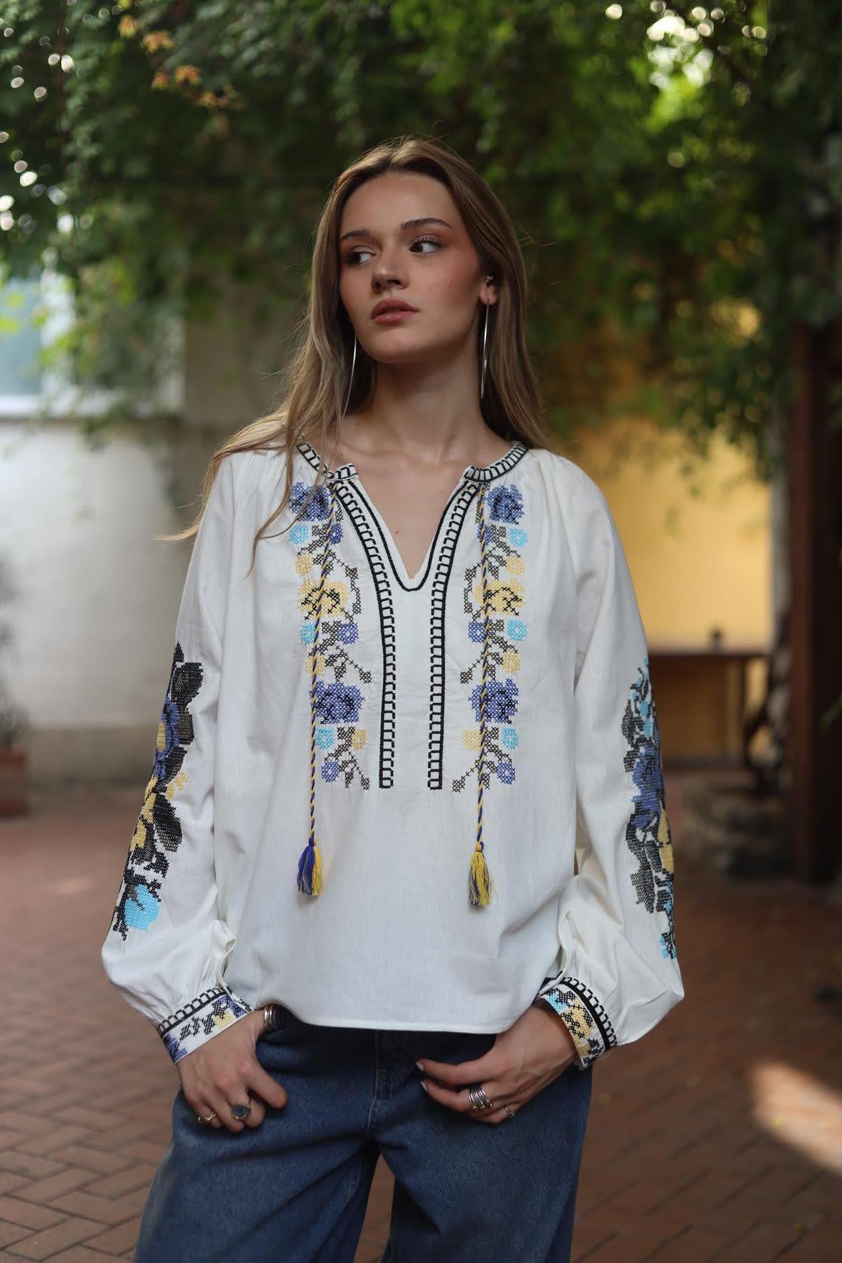 White Cut-Off Collar Tasseled Cross-Stitch Blouse
