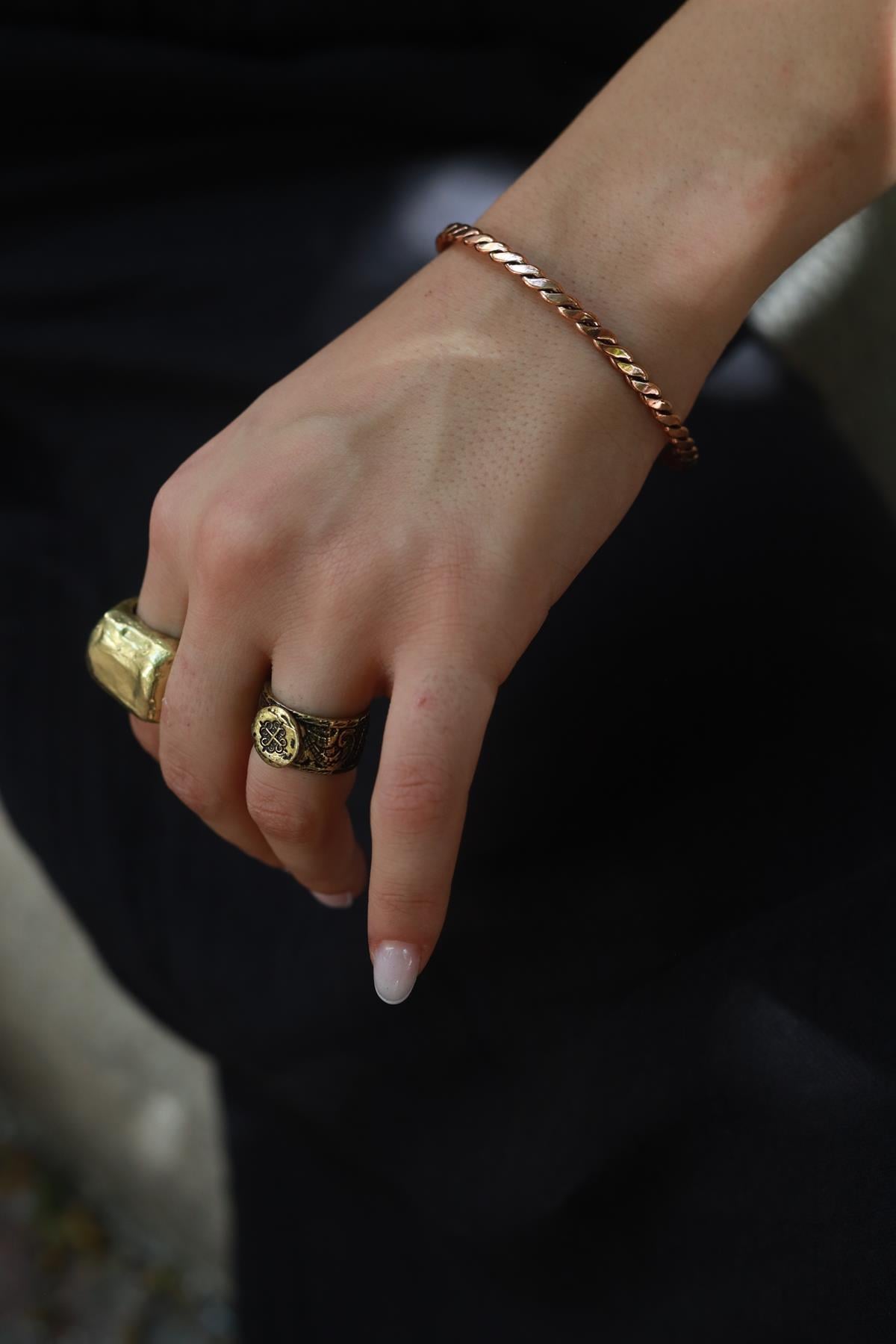 Burgu Bakır Bileklik