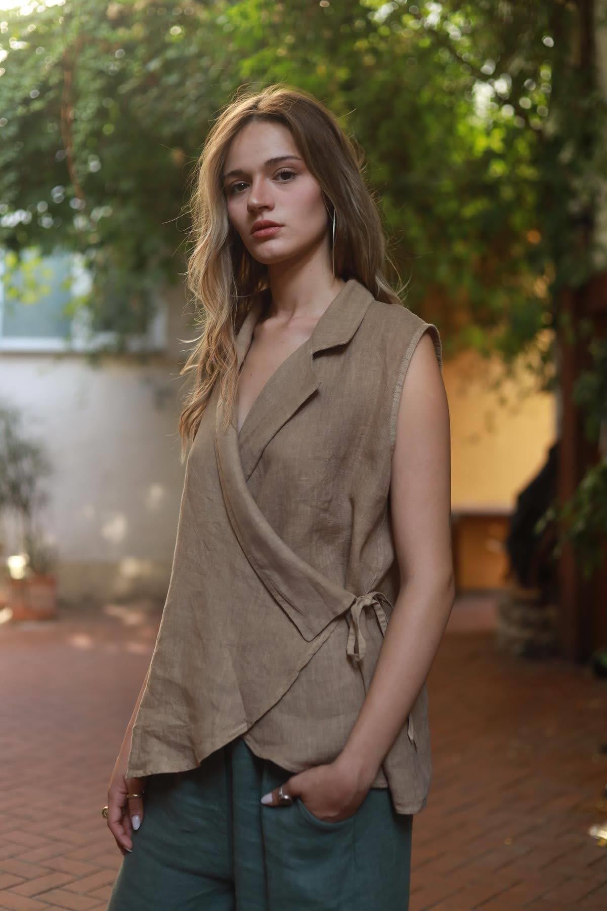 Sütlü Kahve Sıfır Kol Kruvaze Keten Bluz