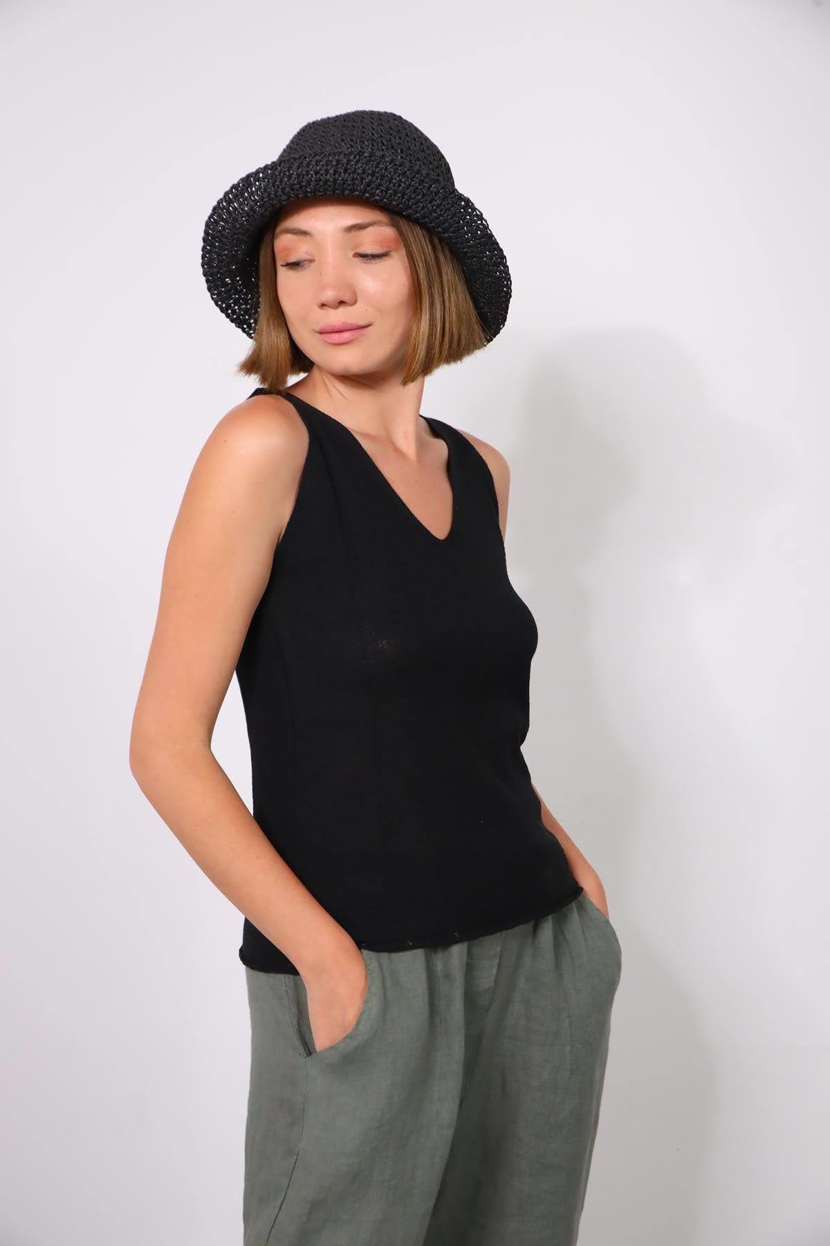 Siyah Önü Arkası V Yaka Sıfır Kol Triko Bluz - Şaman Butik Siyah Önü Arkası V Yaka Sıfır Kol Triko Bluz