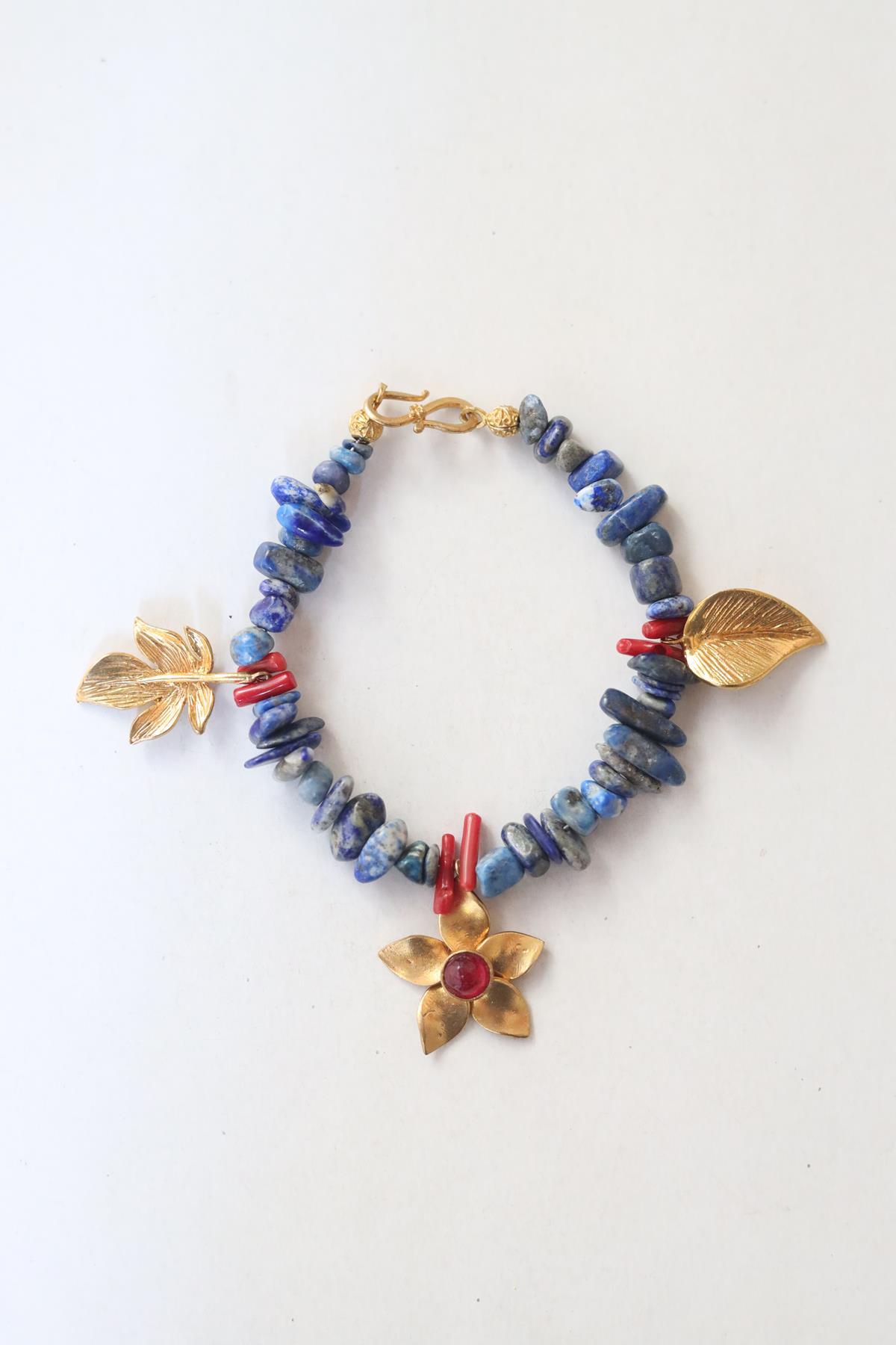 Floral Detailed Lapis Bracelet