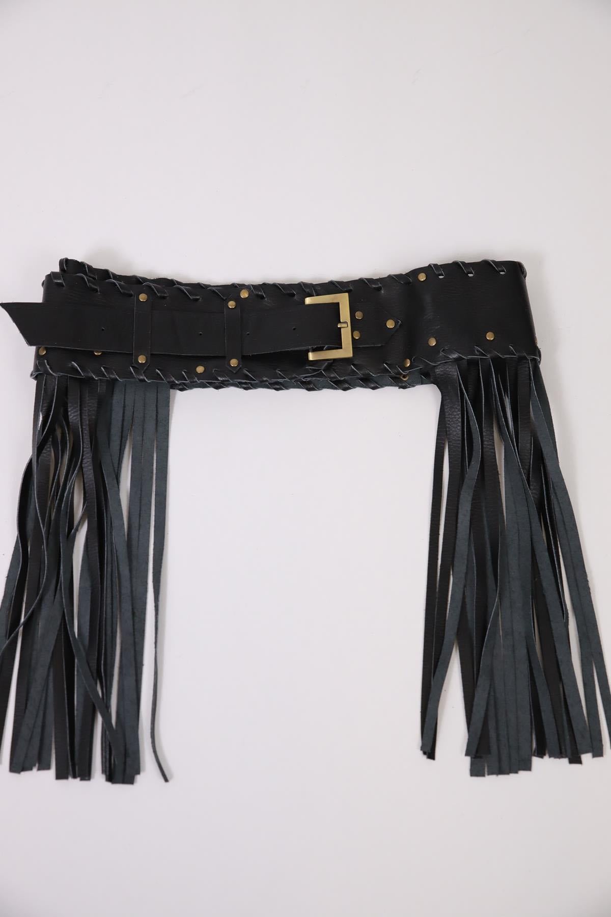 Siyah Püsküllü Deri Kemer - Şaman Butik Siyah Püsküllü Deri Kemer