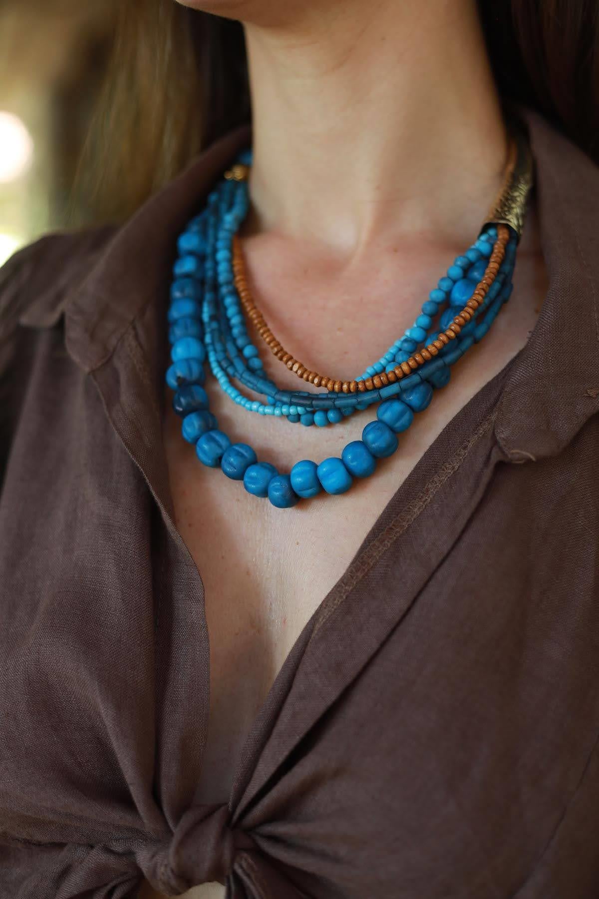 Mavi Boncuklu Çoklu Tasarım Kolye