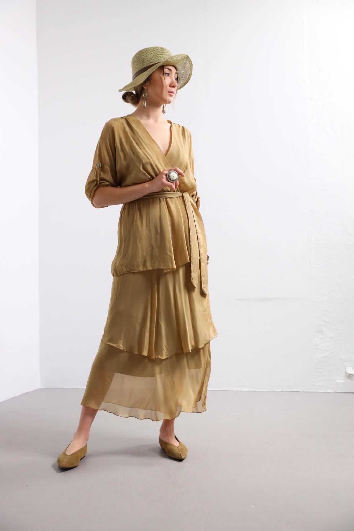 Camel Rengi Kruvaze Yaka İpek Elbise - Şaman Butik Camel Rengi Kruvaze Yaka İpek Elbise
